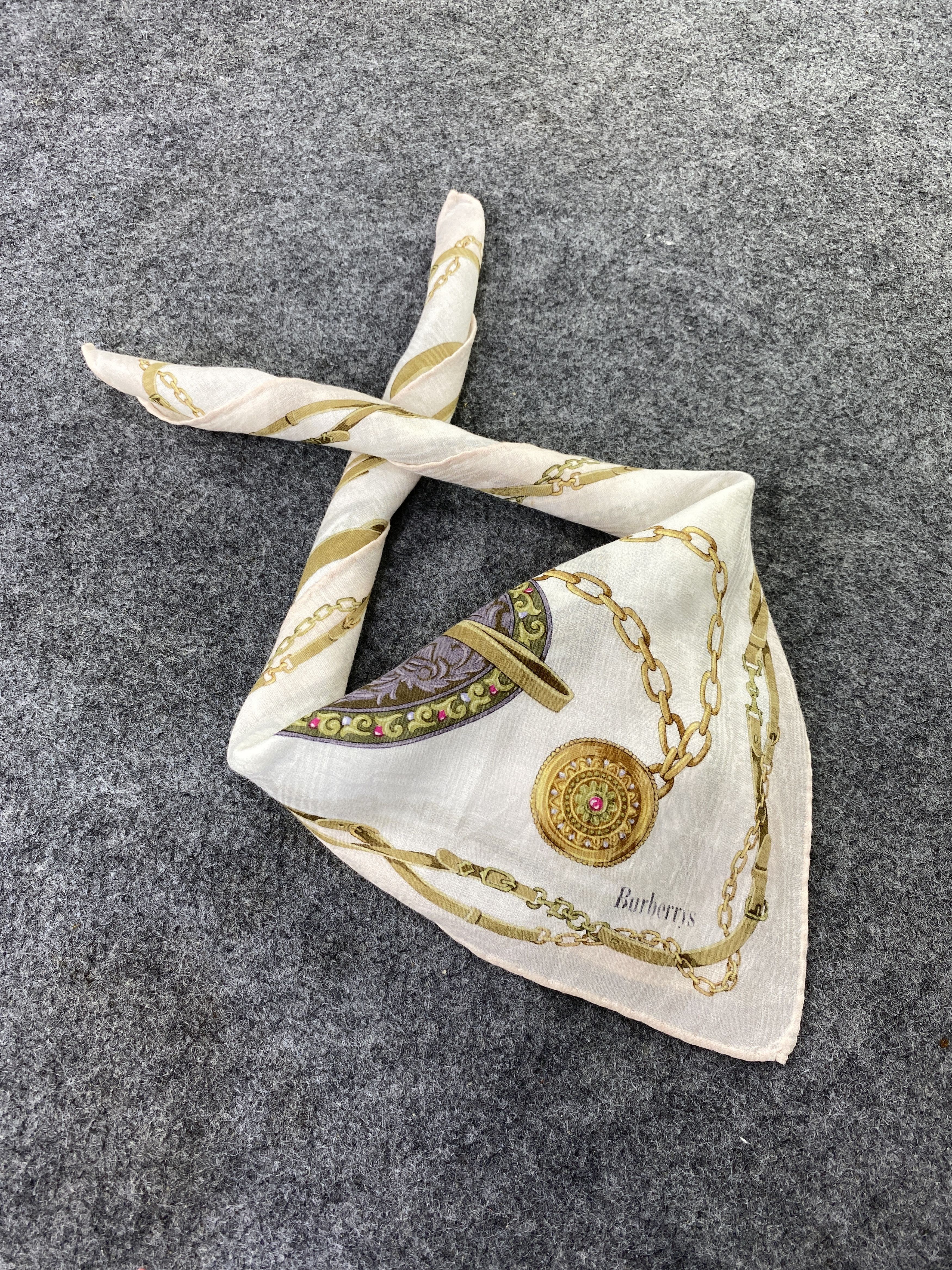 Burberry Burberry Handkerchief / Bandana / Neckerchief-B253 Size ONE SIZE - 1 Thumbnail