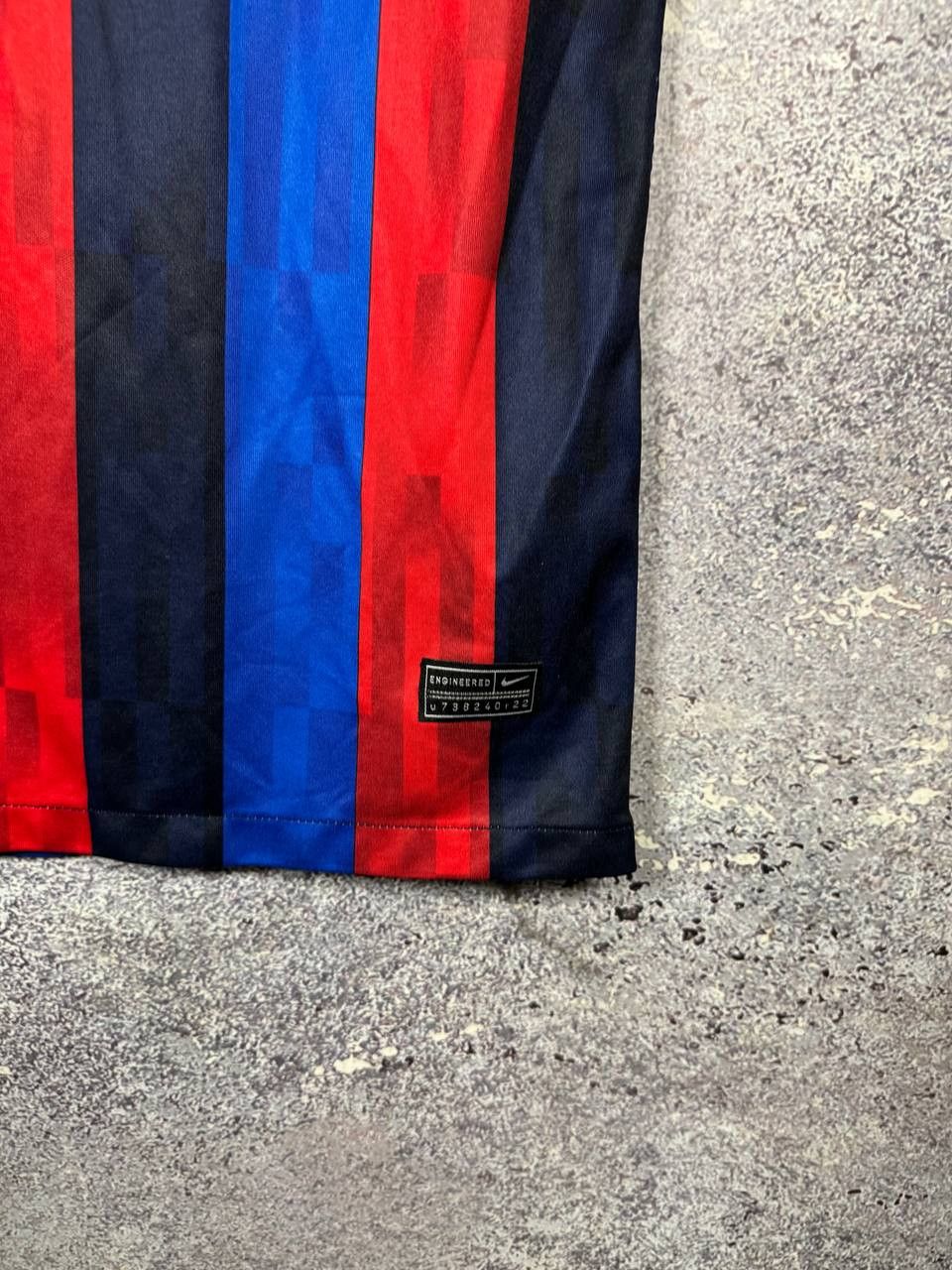 Vintage Vintage FC Barcelona 2022/23 Fan Soccer Jersey Nike Size US S / EU 44-46 / 1 - 5 Thumbnail