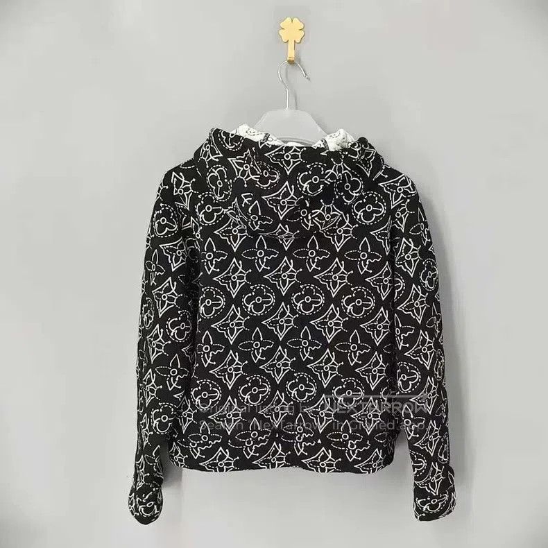 Louis Vuitton Louis Vuitton NBA Relies on Jacquard Full Print Quilted Cl Size US S / EU 44-46 / 1 - 2 Thumbnail