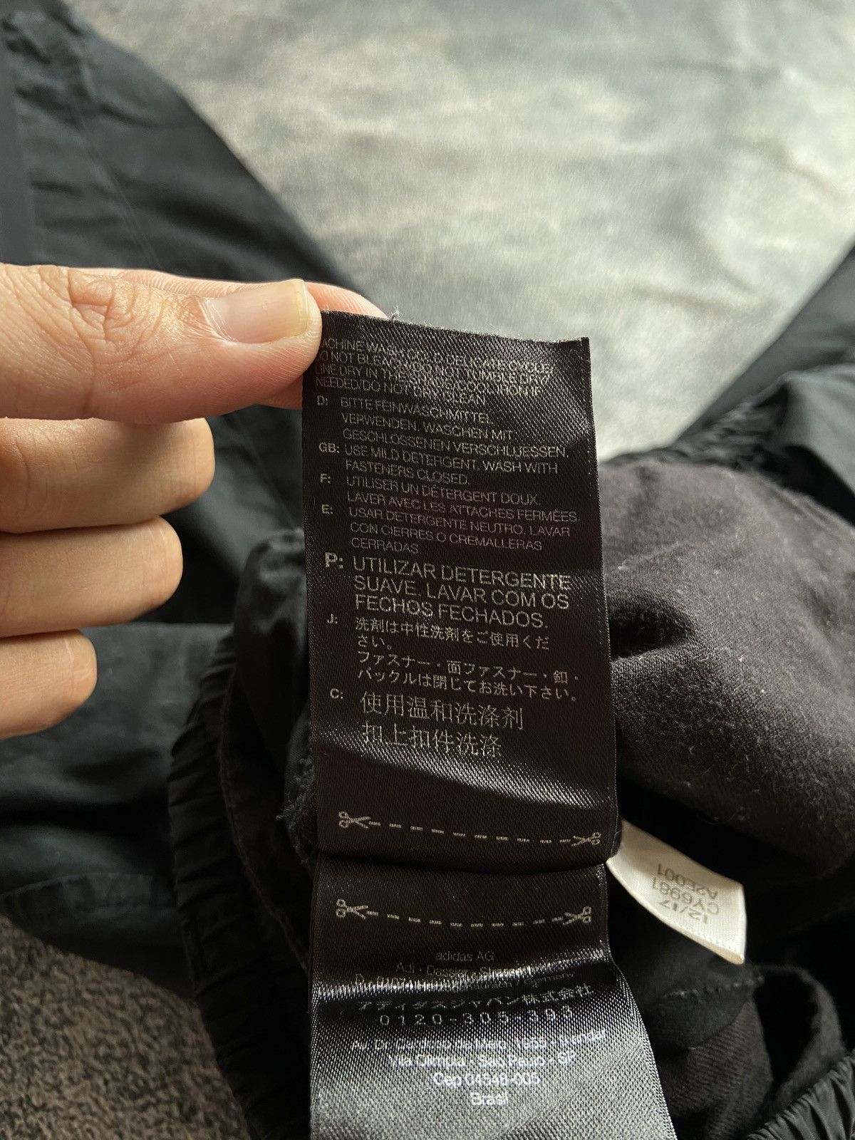 Adidas 💥BINDING OFFER💥Y3 Parachute Joggers 3 Stripe Back In Black Size US 28 / EU 44 - 20 Thumbnail