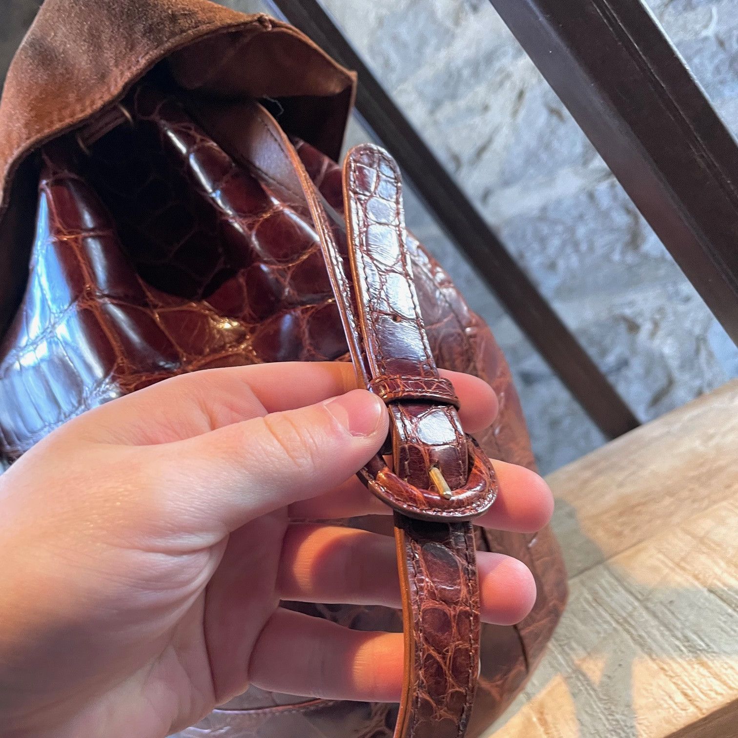 Gucci Gucci Vintage Cognac Brown Alligator Bucket Bag Size ONE SIZE - 3 Thumbnail