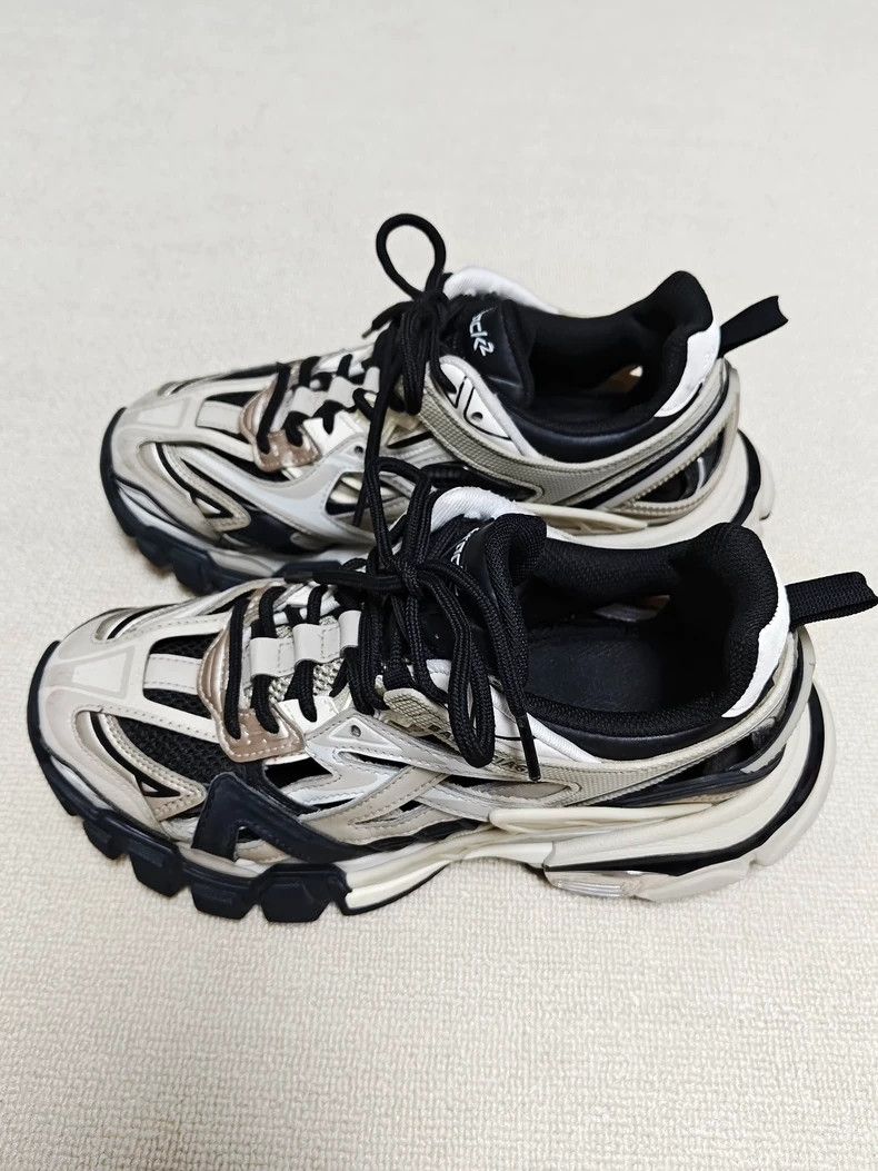 Balenciaga Balenciaga Track 2.0 low-top shoes 2502-Nextarrow Size US 5 / EU 37 - 1 Thumbnail