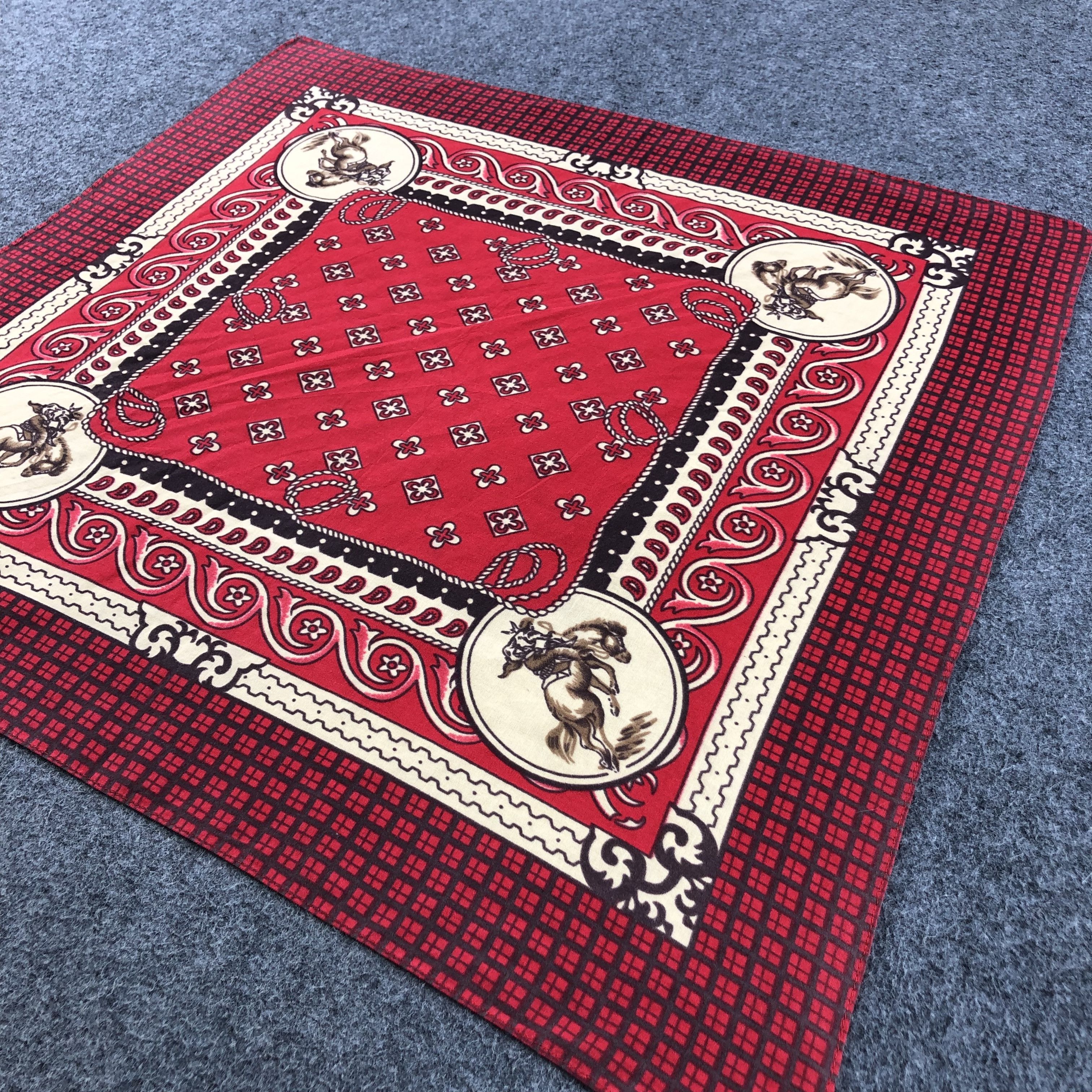Vintage Vintage Rodeo Handkerchief Neckerchief Bandana H1350 Size ONE SIZE - 1 Thumbnail