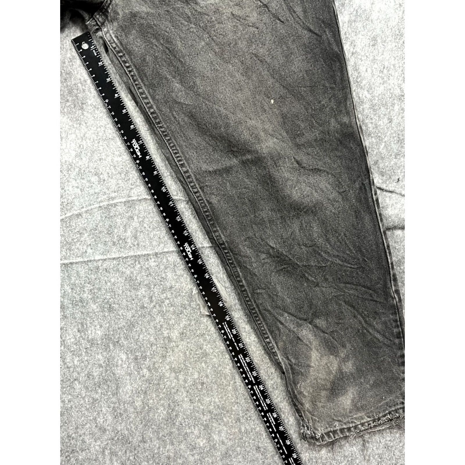 Levi's VINTAGE Levis 570 Jeans Mens Relaxed Straight 33x30 Gray Charcoal Wash Baggy Fit Denim Cotton Pockets 570 Model USA Size US 33 - 3 Thumbnail