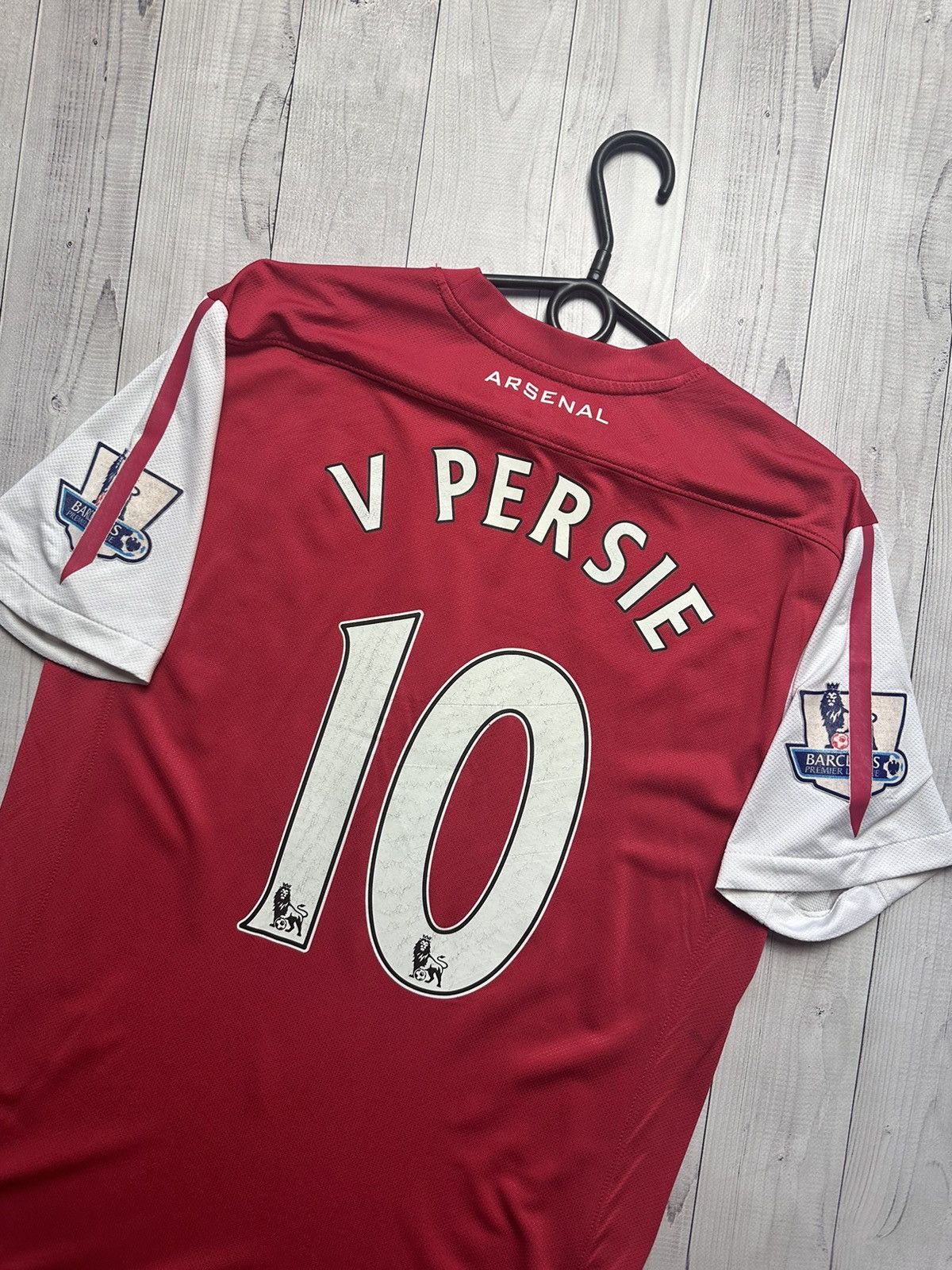 Nike × Vintage Vintage Nike Arsenal soccer jersey size M Van Persie Size US M / EU 48-50 / 2 - 12 Thumbnail