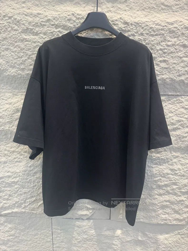 Balenciaga Balenciaga Front and Back Rhinestone Logo Short Sleeve Size US XL / EU 56 / 4 - 1 Thumbnail