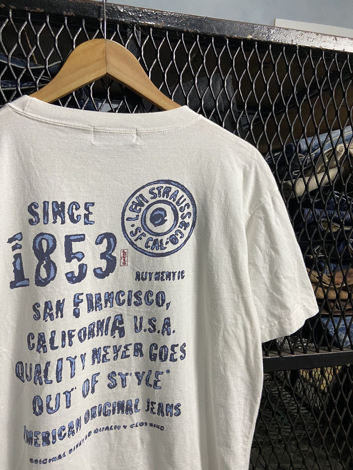 Levi's × Levi's Vintage Clothing × Vintage Vintage Levi’s Rare Design Collaboration Tee Size US L / EU 52-54 / 3 - 2 Thumbnail