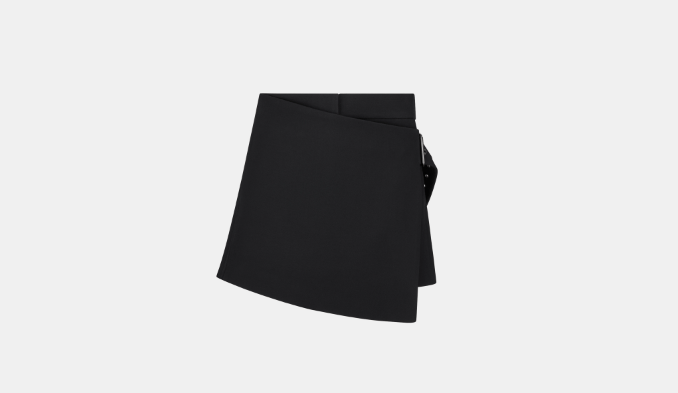 image of Dior O1Bcso1Str0224 Shorts In Black, Women's (Size 32)