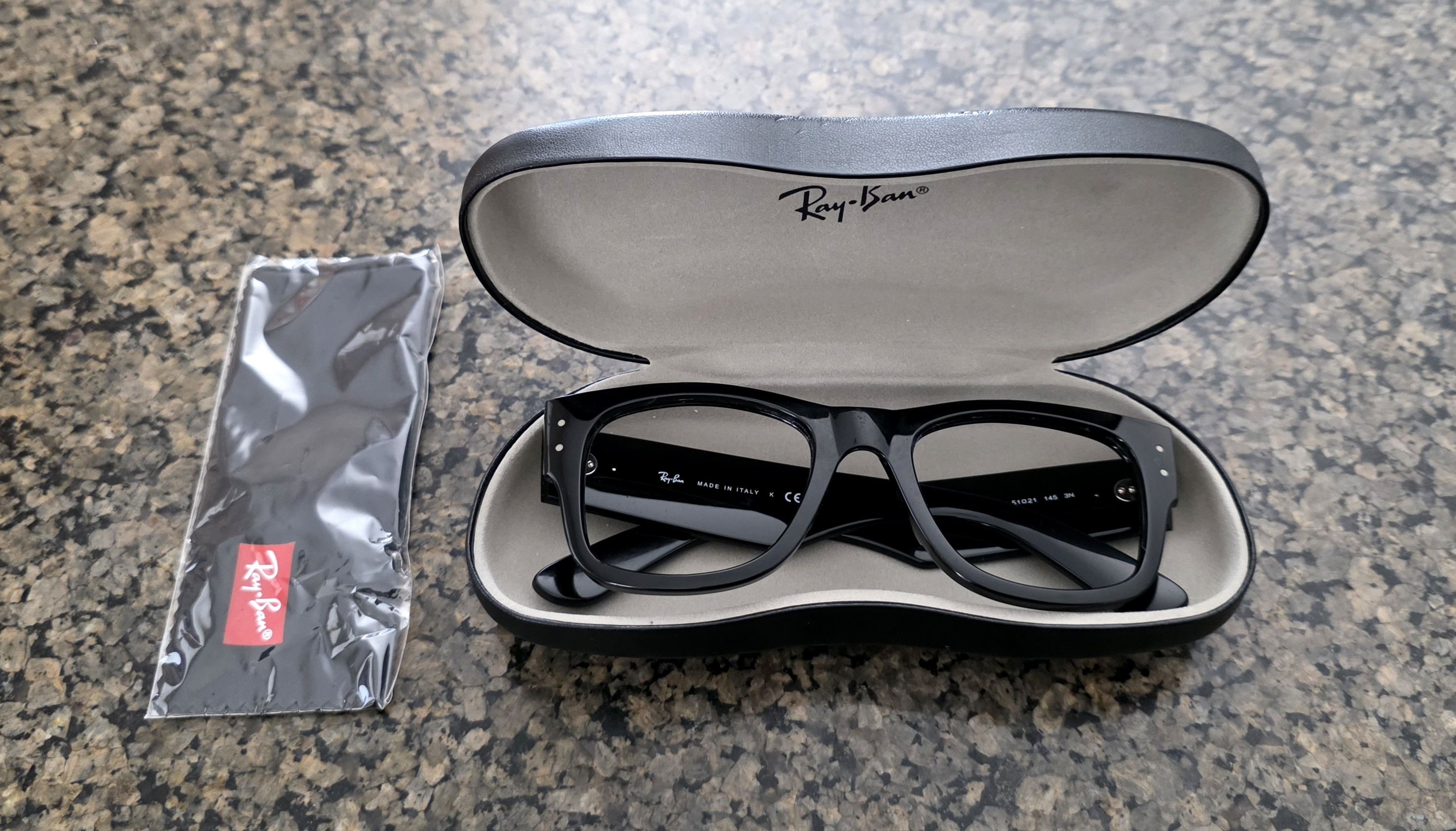 RayBan Ray-Ban RB0840S 901/31 51-21-145 3N Mega Wayfarer Unisex Size ONE SIZE - 1 Thumbnail