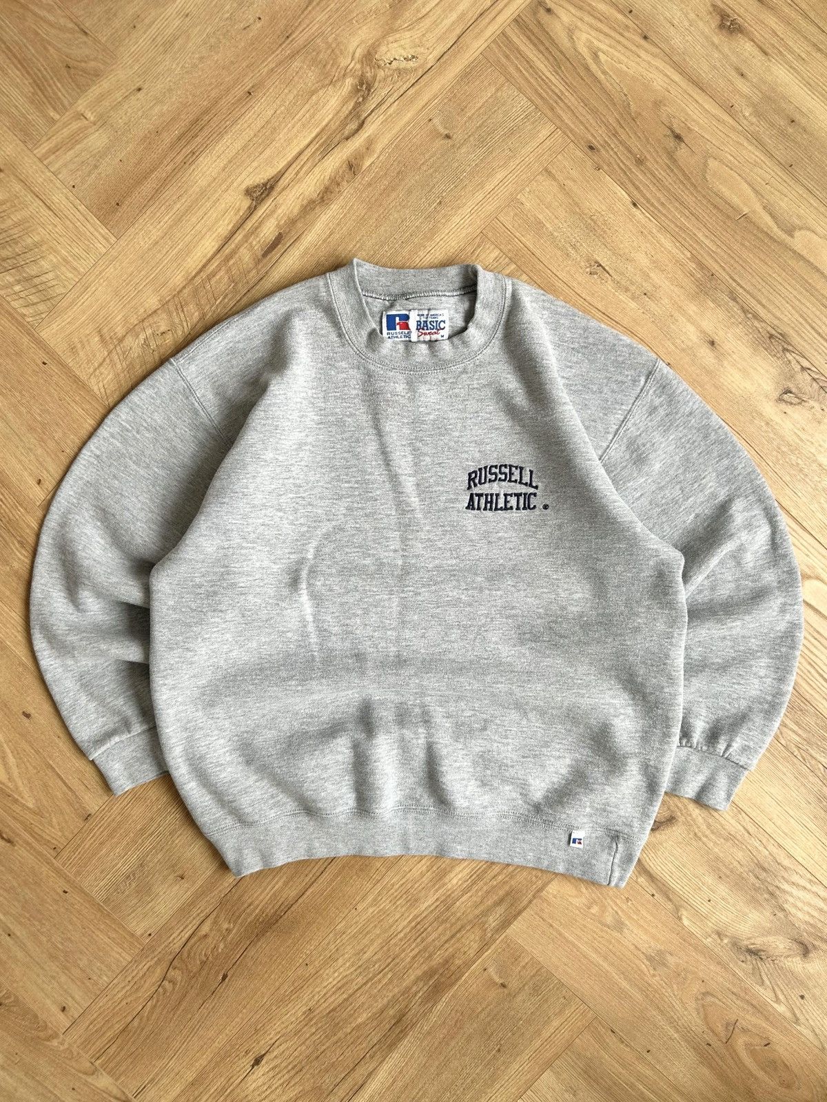 Russell Athletic Vintage Russell Athletic Basic College Boxy Fit Sweatshirt Size US M / EU 48-50 / 2 - 1 Thumbnail