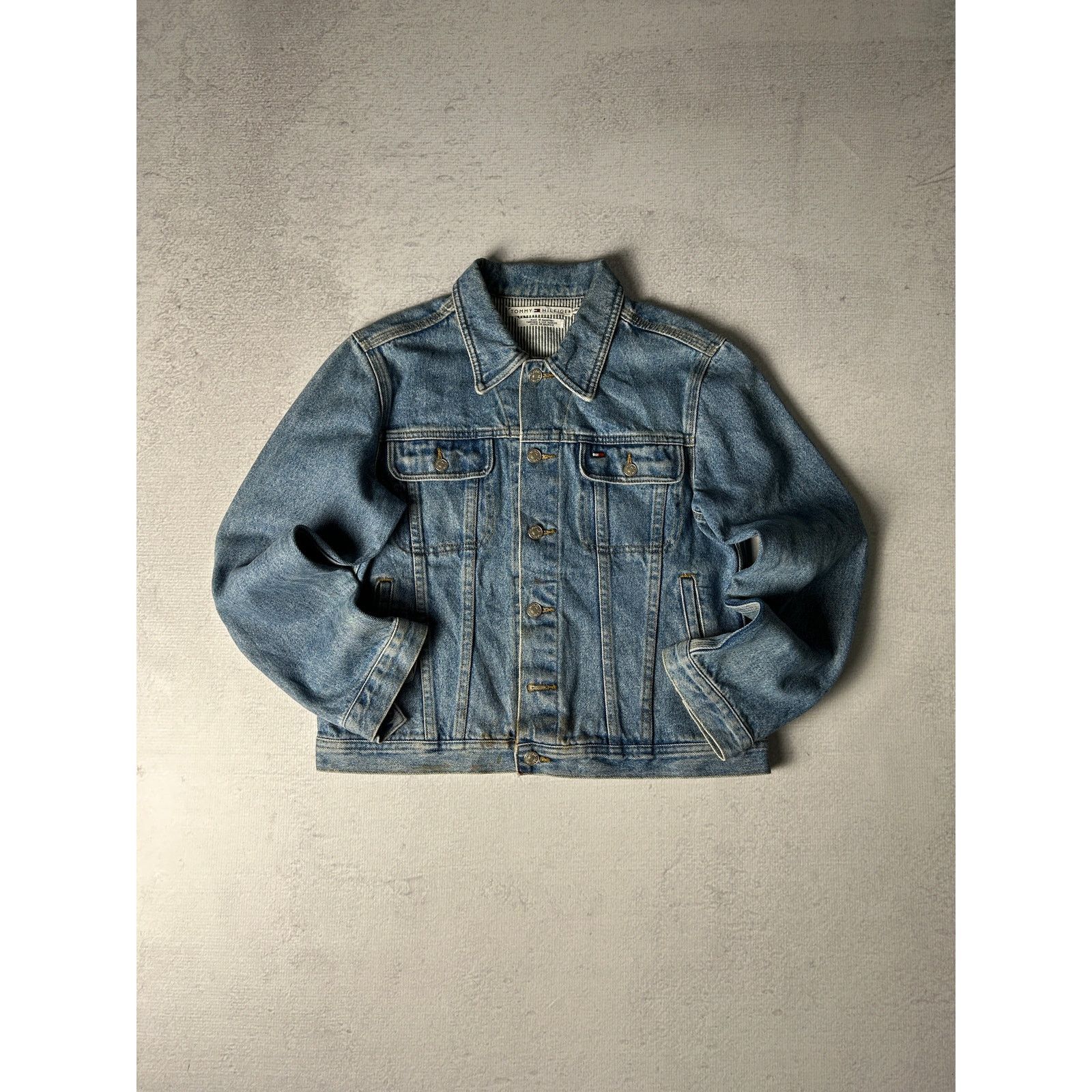 Tommy Hilfiger Vintage Tommy Hilfiger Denim Jacket - Women's Medium Size M / US 6-8 / IT 42-44 - 1 Thumbnail