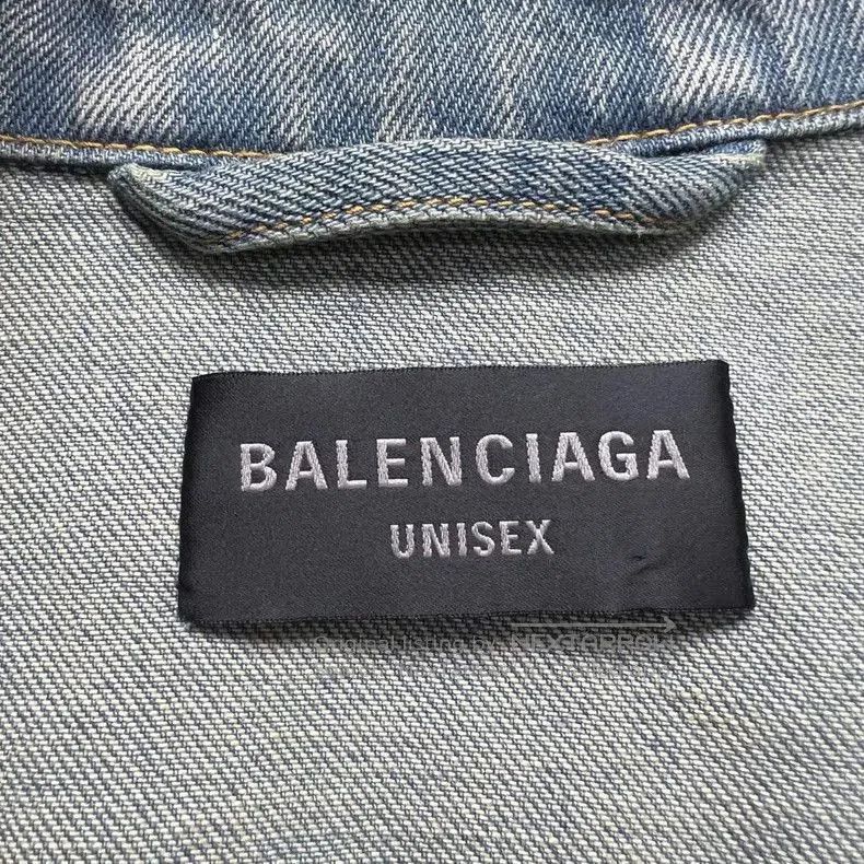 Balenciaga Balenciaga Reverse Logo Denim Jacket. Size US XS / EU 42 / 0 - 3 Thumbnail