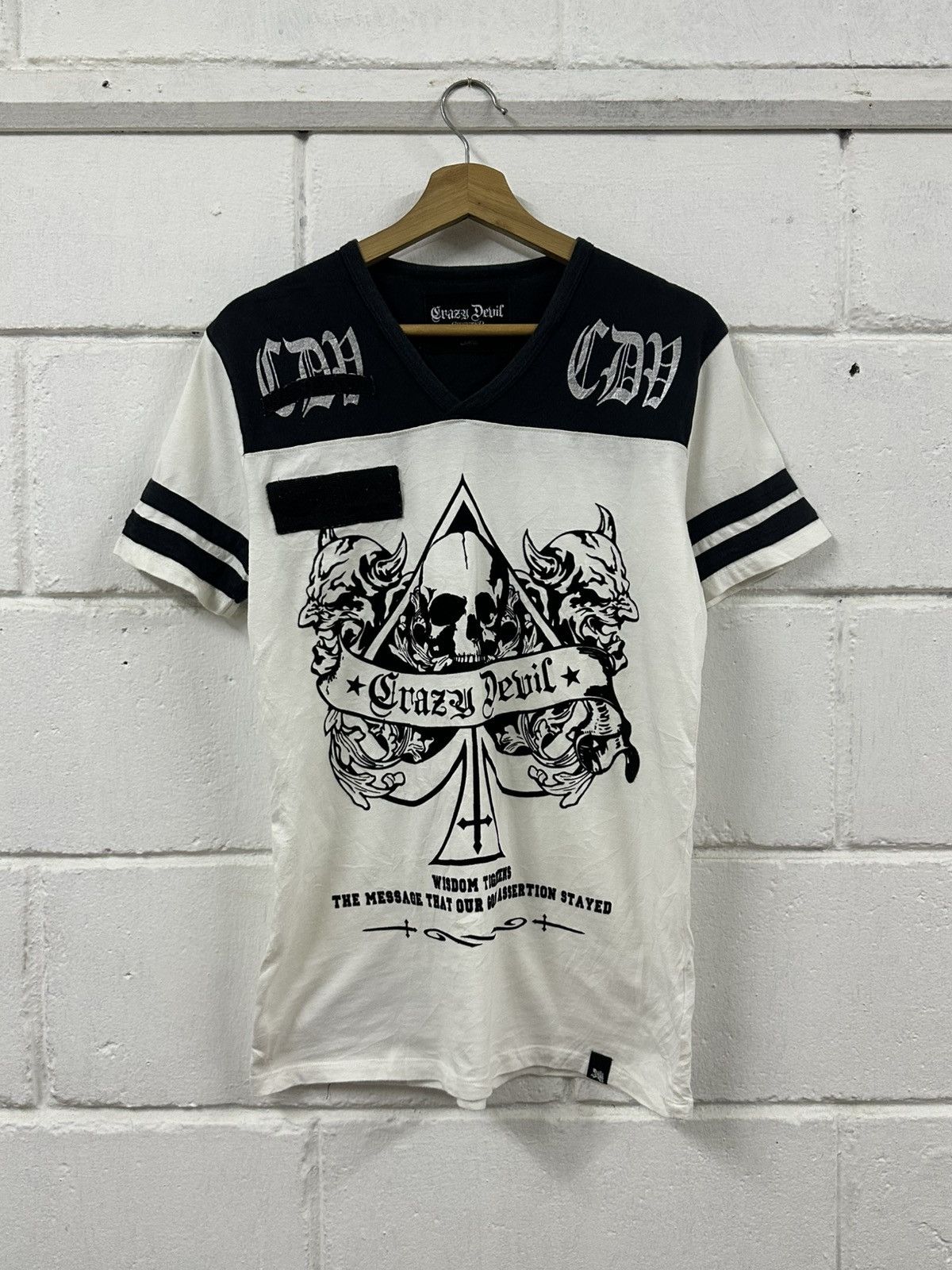 semanticdesign Vintage Crazy Devil Japanese Poem V-Neck T-Shirt Size US M / EU 48-50 / 2 - 1 Thumbnail