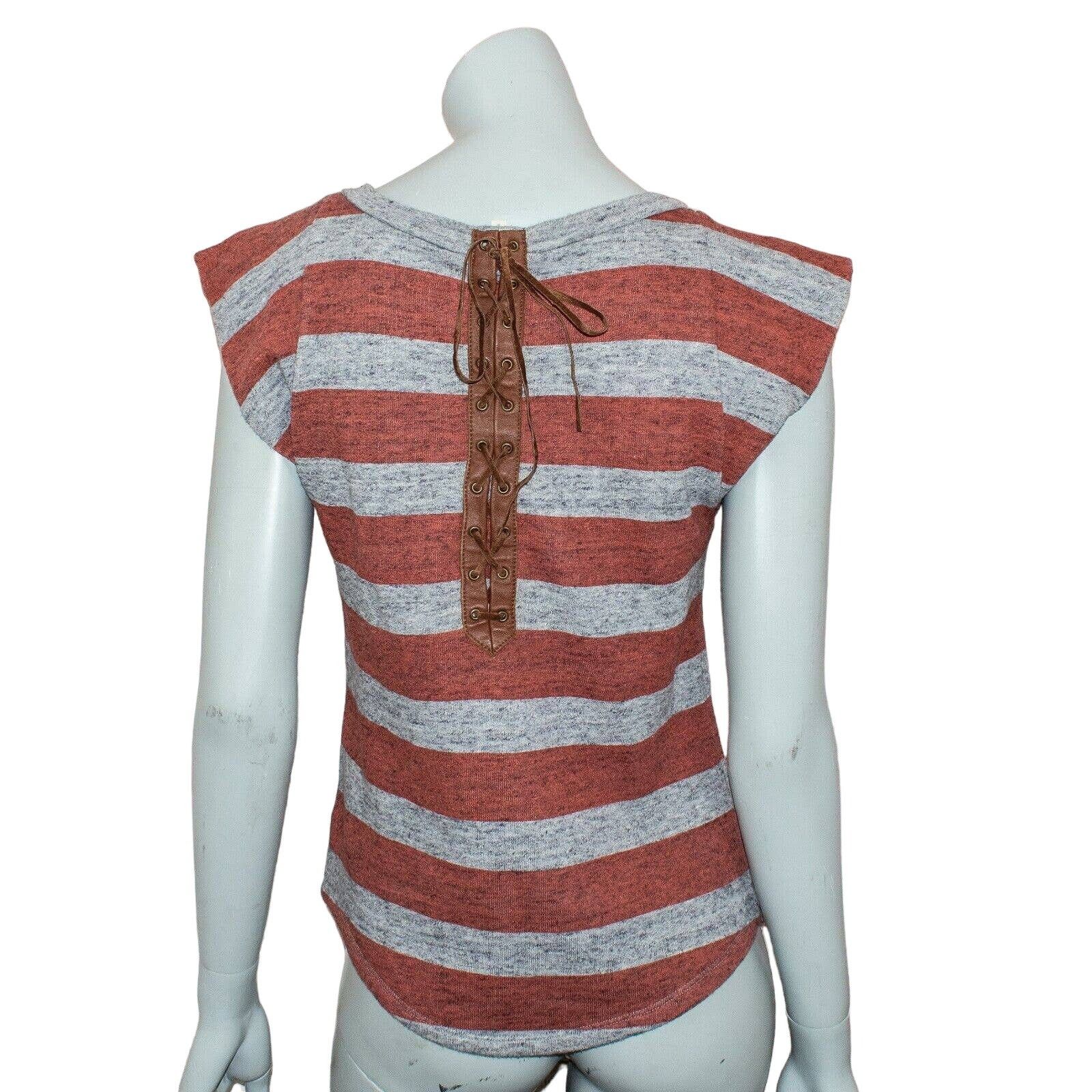 Sandro SANDRO Short Sleeve Sweatshirt Back Leather Lace up Size L / US 10 / IT 46 - 5 Thumbnail
