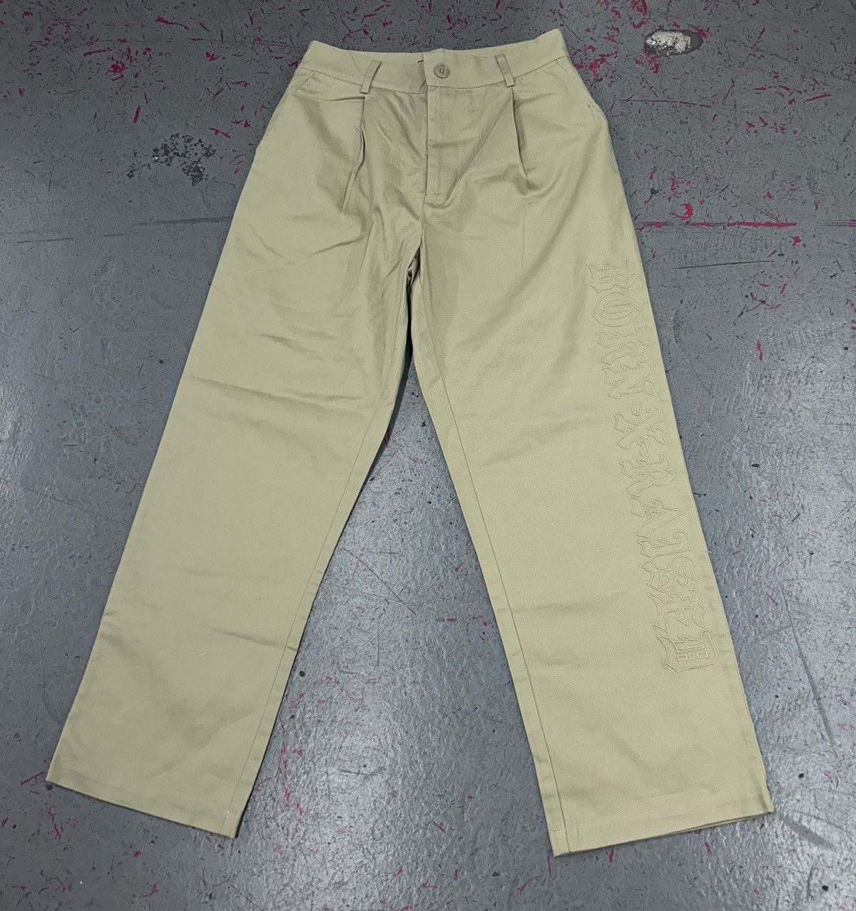 Born X Raised Born x Raised Khaki Embroidered Pants Size Medium Size US 34 / EU 50 - 1 Thumbnail
