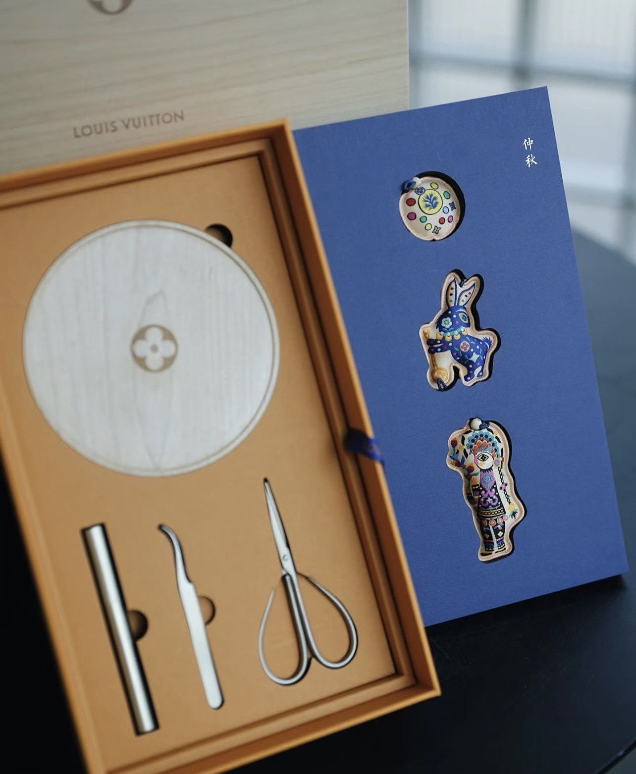 Louis Vuitton × Pharrell 🔥 Rare! Louis Vuitton paper cutting art Set jewelry box Size ONE SIZE - 6 Thumbnail