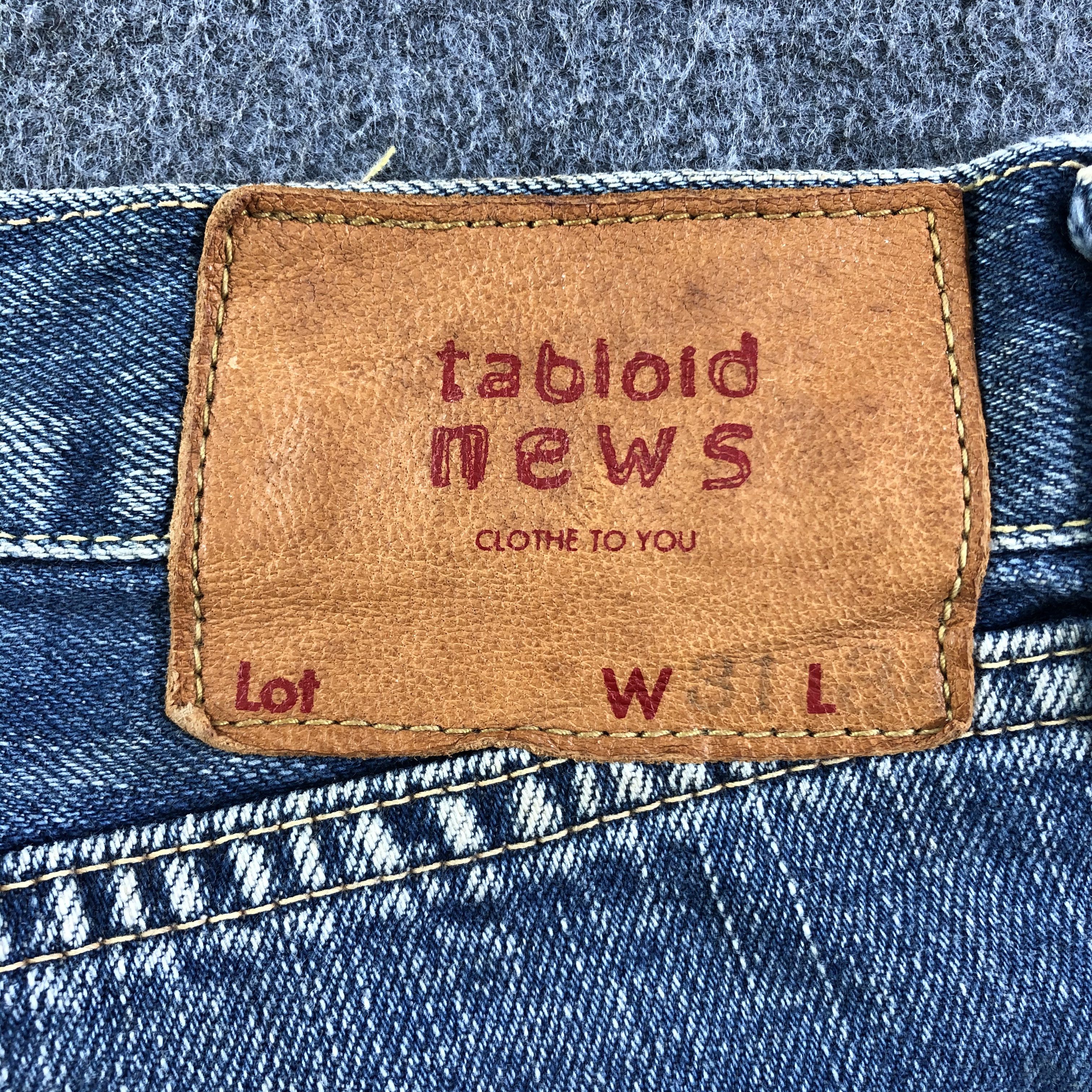 Japanese Brand Tabloid News Jeans Medium Wash Denim -J2772 Size US 31 - 5 Thumbnail