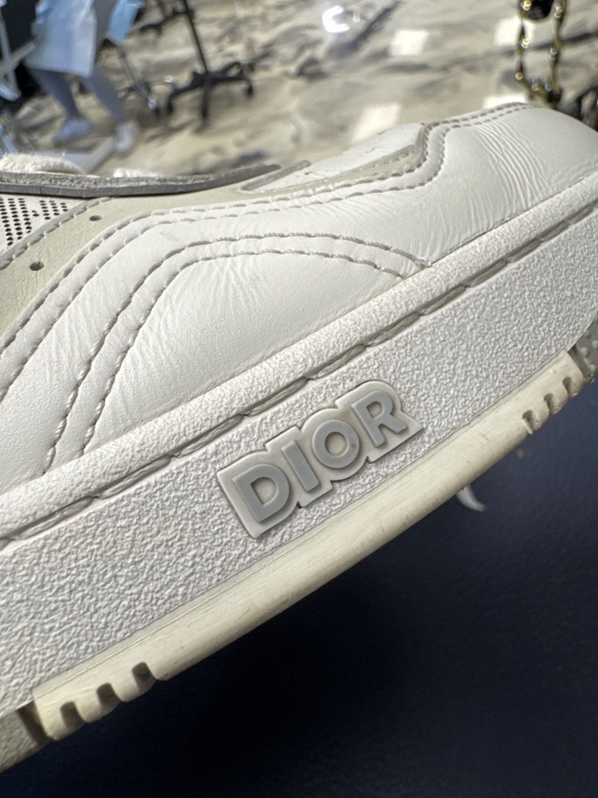 Dior DIOR B27 LOW GALAXY WHITE Size US 9 / EU 42 - 9 Thumbnail