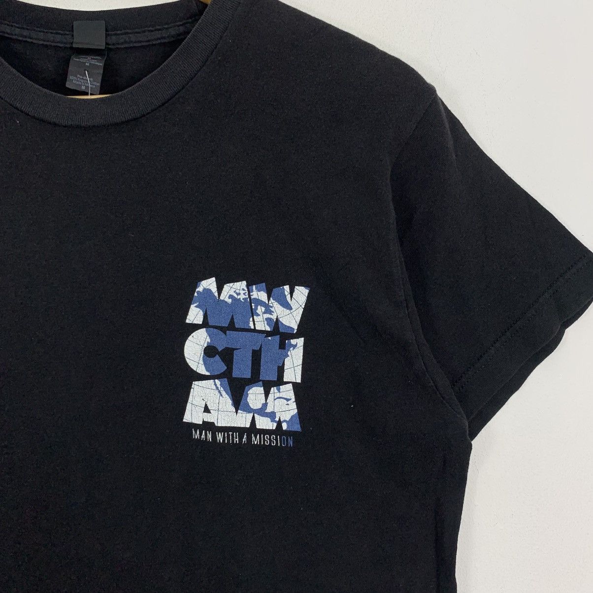 Japanese Brand MAN WITH A MISSION Chasing The Horizon Japanese Band Tshirt Size US M / EU 48-50 / 2 - 4 Thumbnail