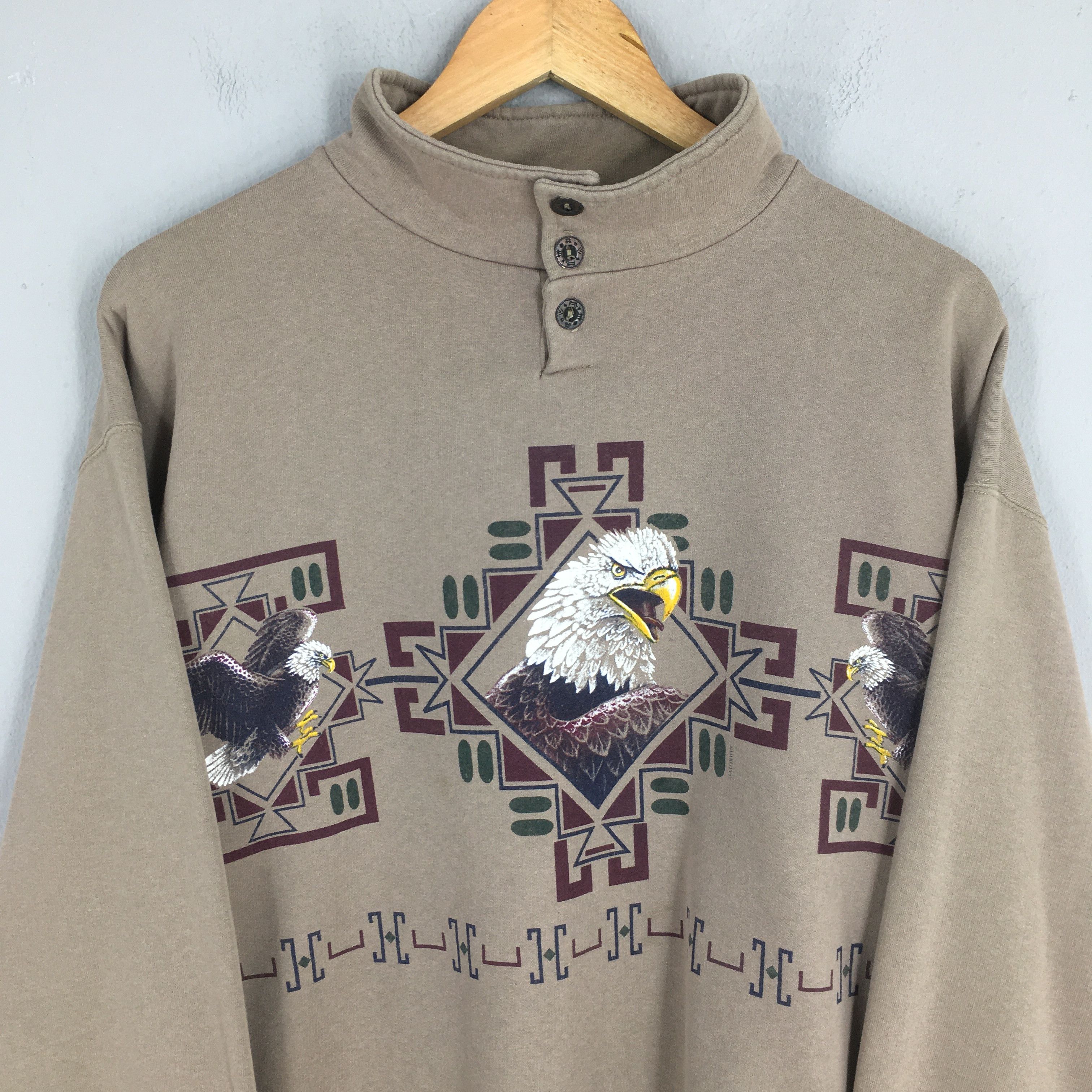 American Eagle Outfitters × Habitat Vintage 90s Eagles Hawk Native American Sweatshirt Large Size US L / EU 52-54 / 3 - 2 Thumbnail