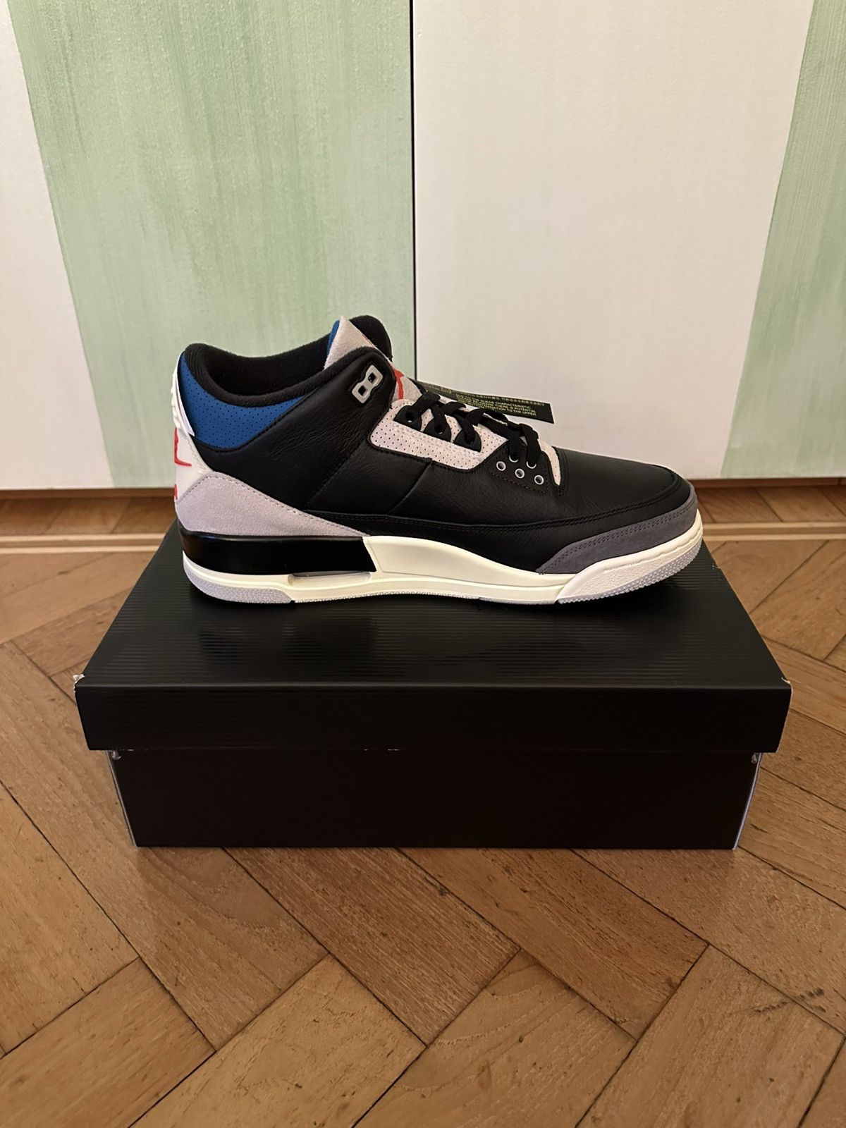 Jordan Brand × Nike Jordan 3 Rare Air Size US 11 / EU 44 - 5 Thumbnail