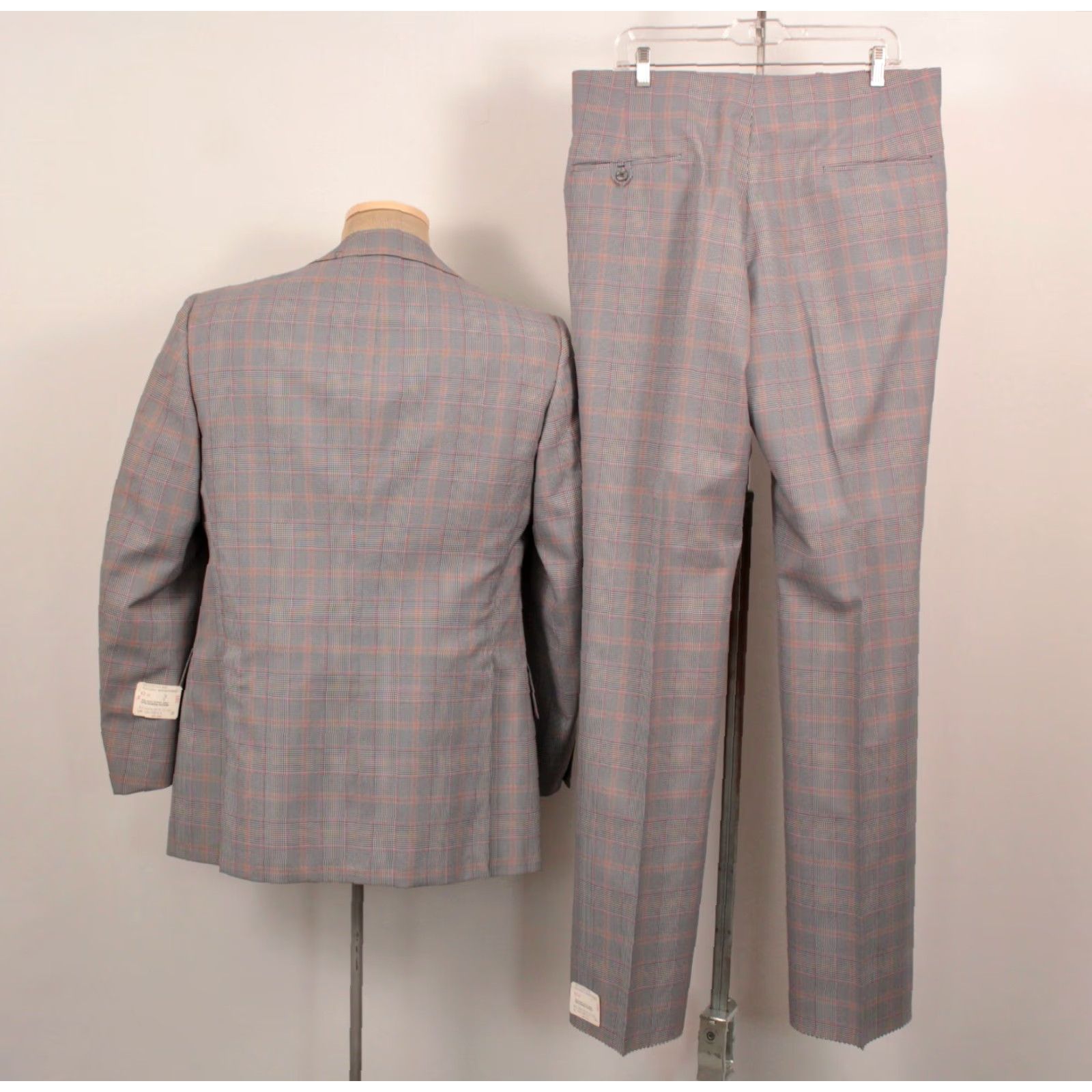 Vintage VINTAGE Mens VTG NOS 70s Blue Plaid Leisure Suit Sz 42 1970s Polyester Disco 2 PC Mens Size 44R - 2 Thumbnail