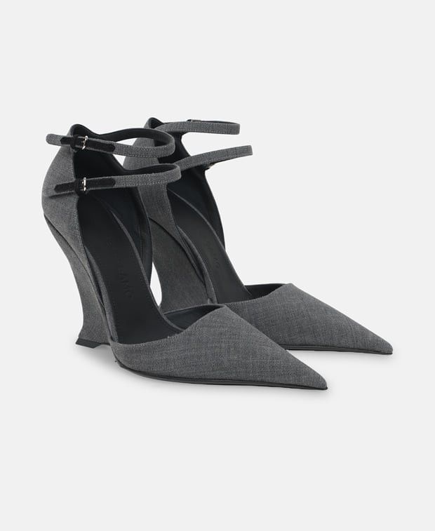 Salvatore Ferragamo Vidya Pumps Size US 11 / IT 41 - 1 Thumbnail