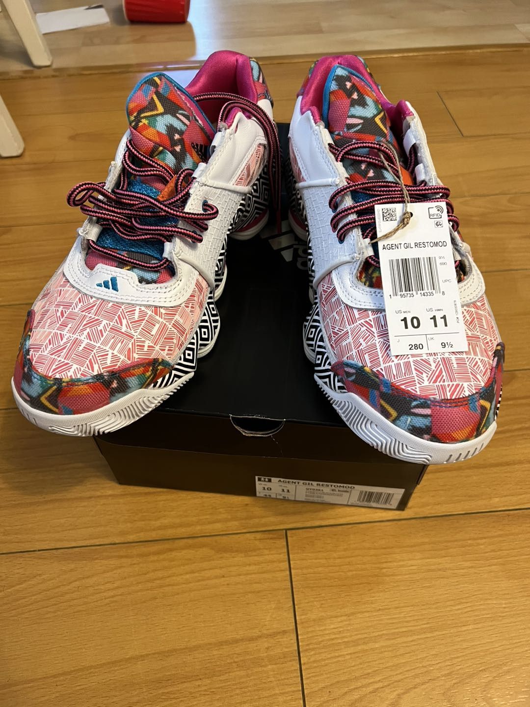 image of Adidas Agent Gil Restomod Men's Shoes (Size 10)