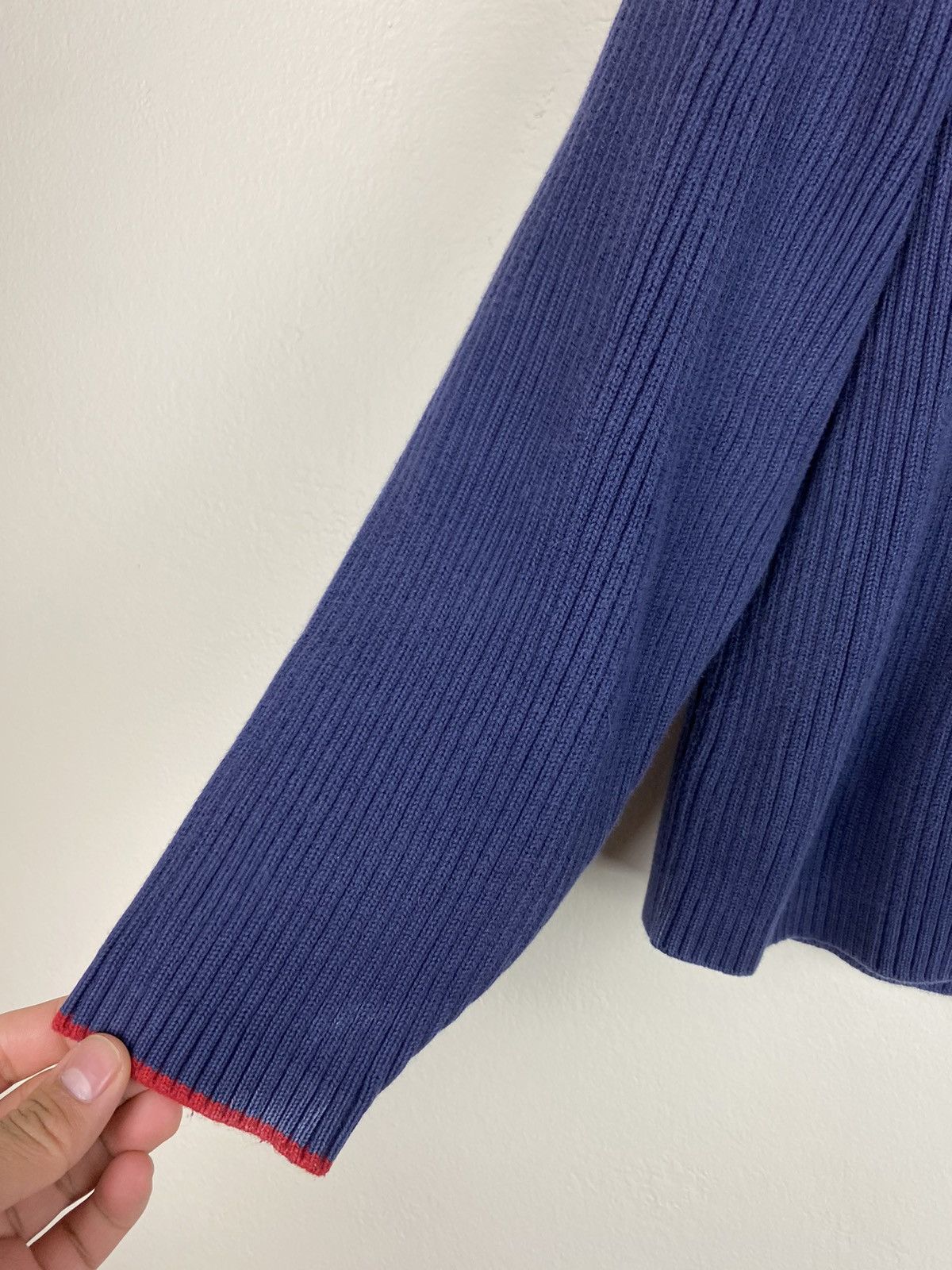 Tommy Hilfiger × Vintage Vintage Made In Japan Tommy Hilfiger V Neck Sweater Knit Size US S / EU 44-46 / 1 - 4 Thumbnail