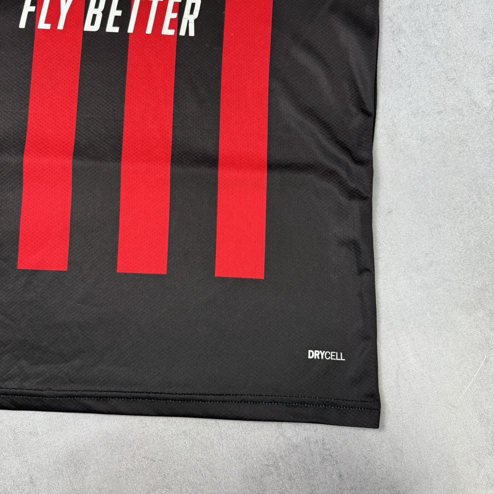 Puma Puma AC Milan 2022 2023 Soccer Jersey Football Shirt Size XL Size US XL / EU 56 / 4 - 11 Thumbnail