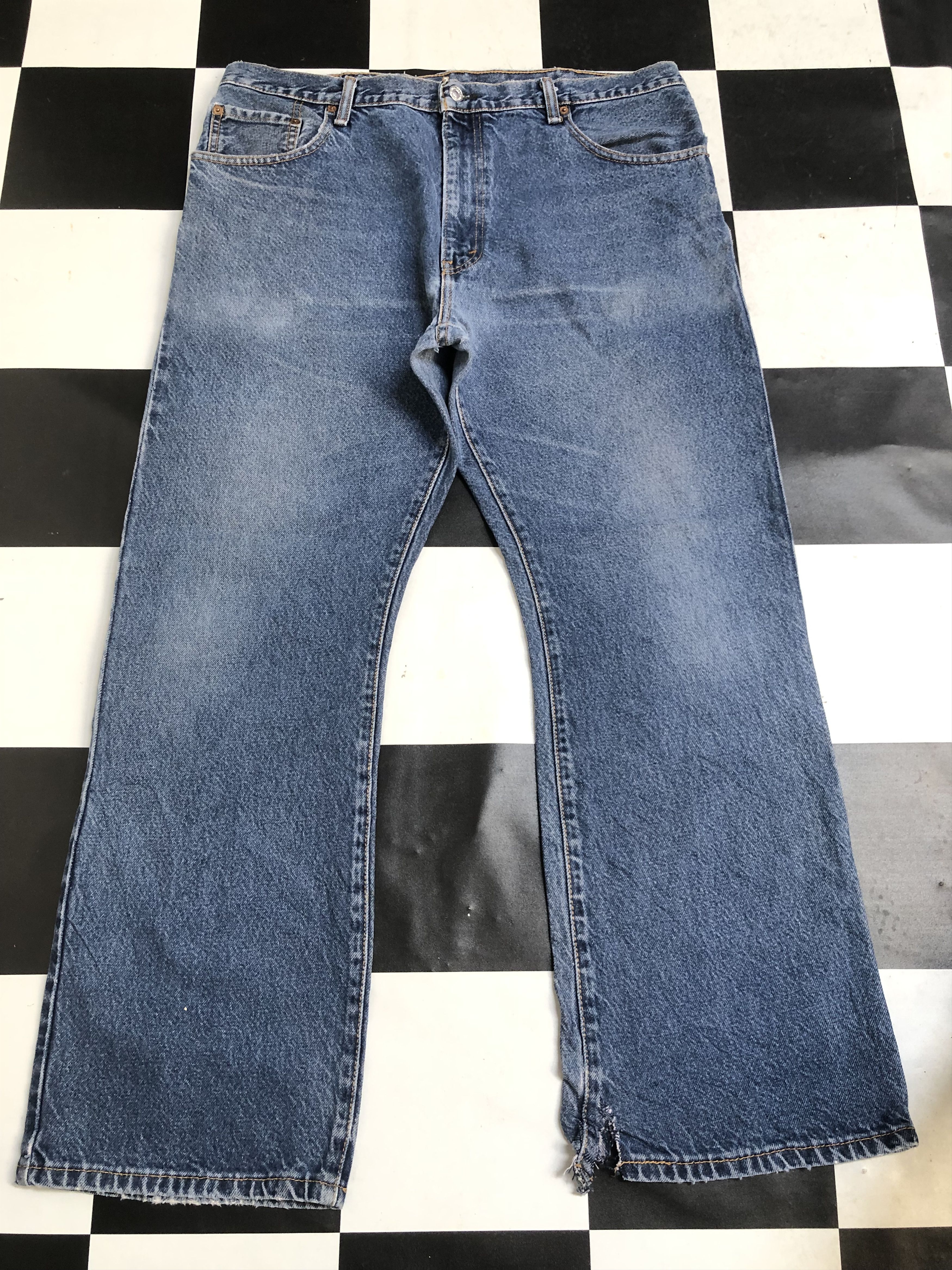 Levi's × Vintage Vintage Levis 517 Flare Jean L363 Size US 37 - 1 Thumbnail
