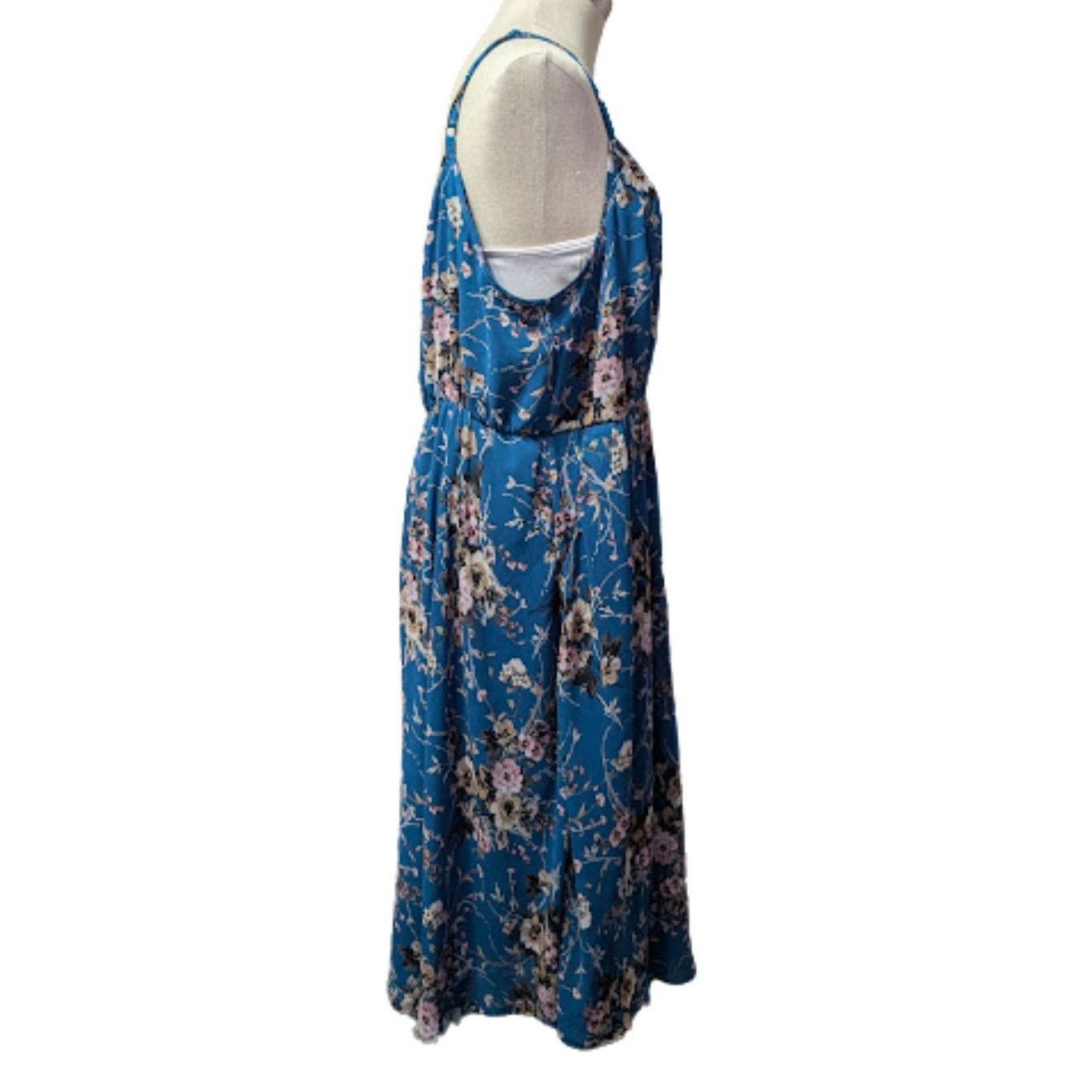 Torrid Torrid Floral Midi Dress Adjustable Strap Plus Size 2 USED Size XXL / US 16-18 / IT 52-54 - 3 Thumbnail