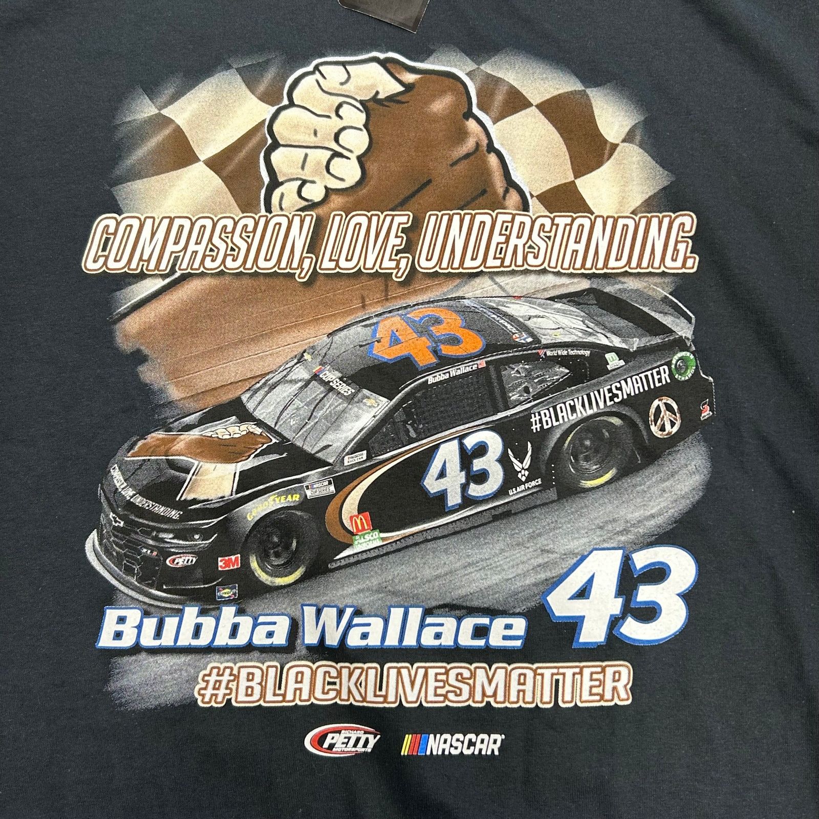NASCAR Bubba Wallace Checkered Flag Black #BlackLivesMatter Tee XL Size US XL / EU 56 / 4 - 2 Thumbnail