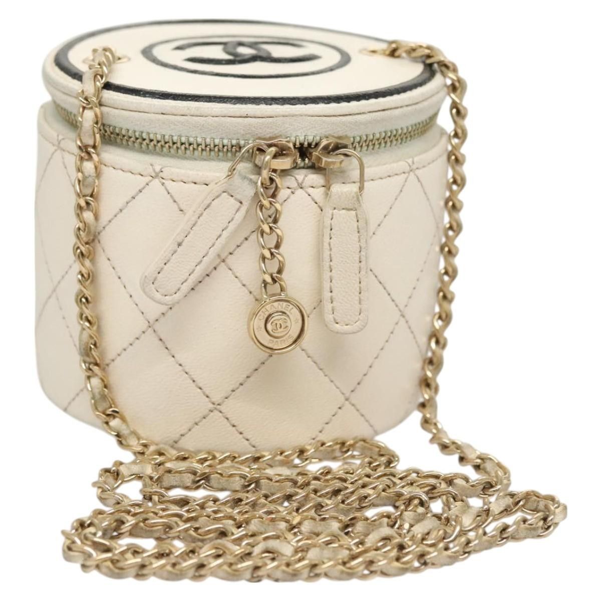 Chanel Chanel CC Round Vanity Case with Chain Quilted Lambskin Size ONE SIZE - 1 Thumbnail