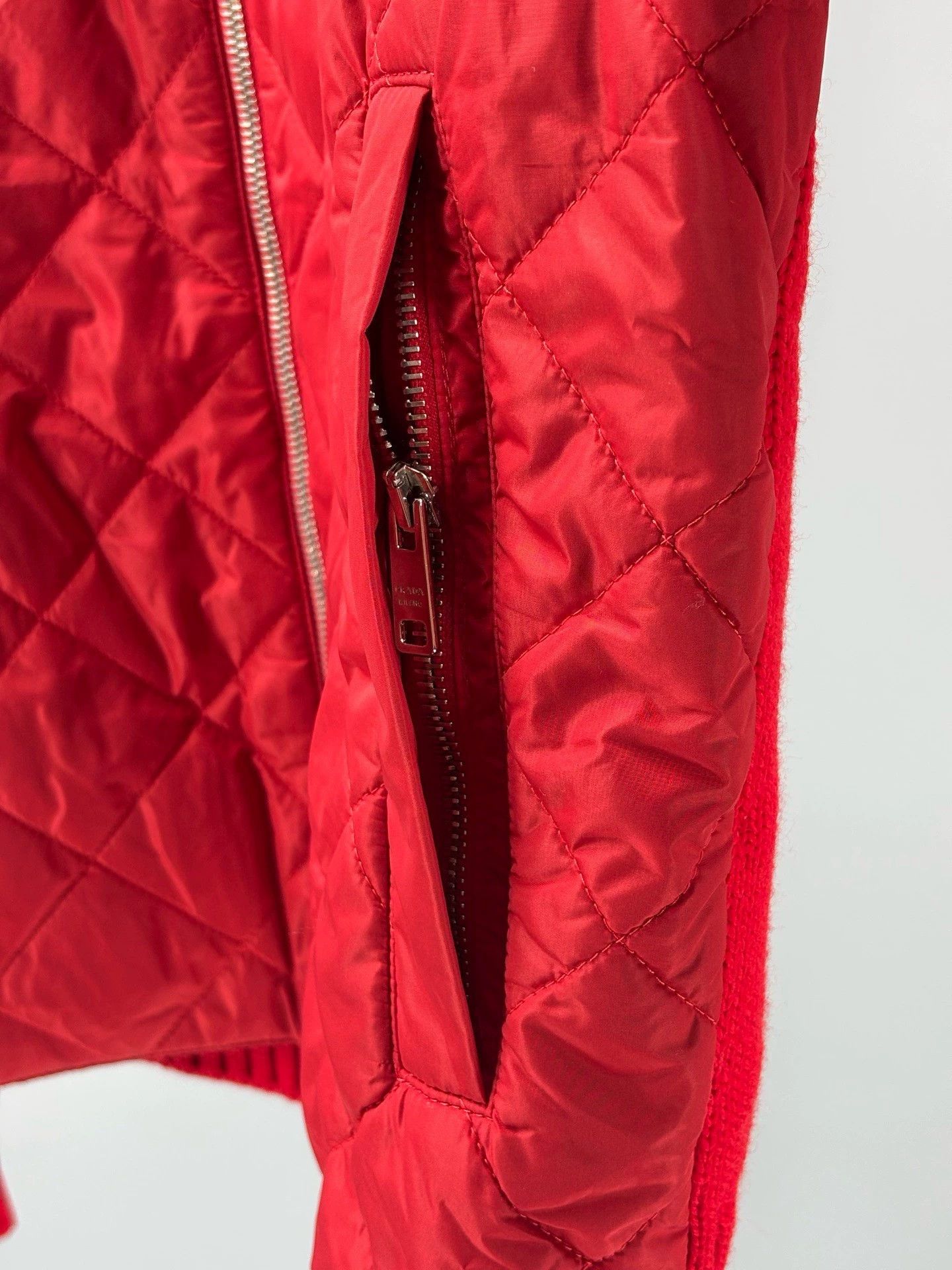 Prada red prada men's jacket with quilted front Size US L / EU 52-54 / 3 - 3 Thumbnail