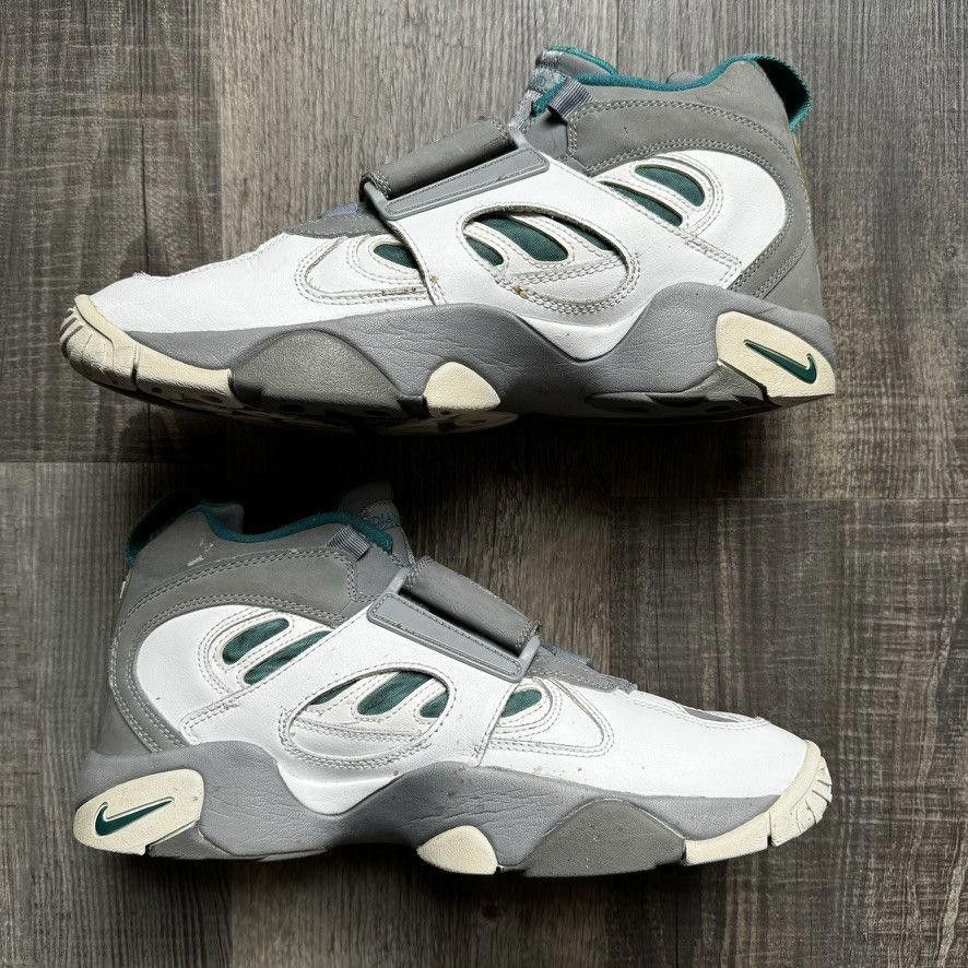 Nike NIKE • Air Diamond Turf 2 "Freshwater" (10M) Size US 10 / EU 43 - 2 Thumbnail