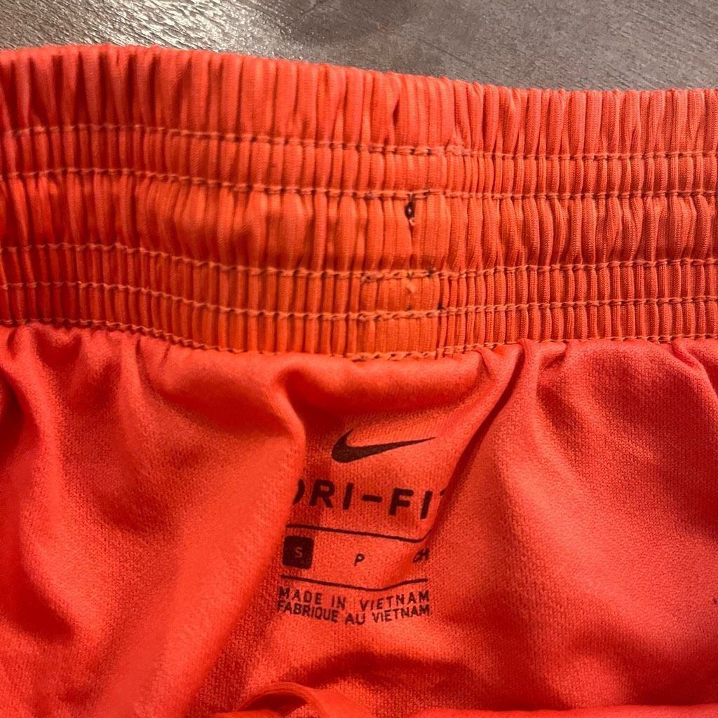 Nike Nike Black Athletic Workout Shorts Women Small Bin J-0 Size 26" / US 2 / IT 38 - 3 Thumbnail