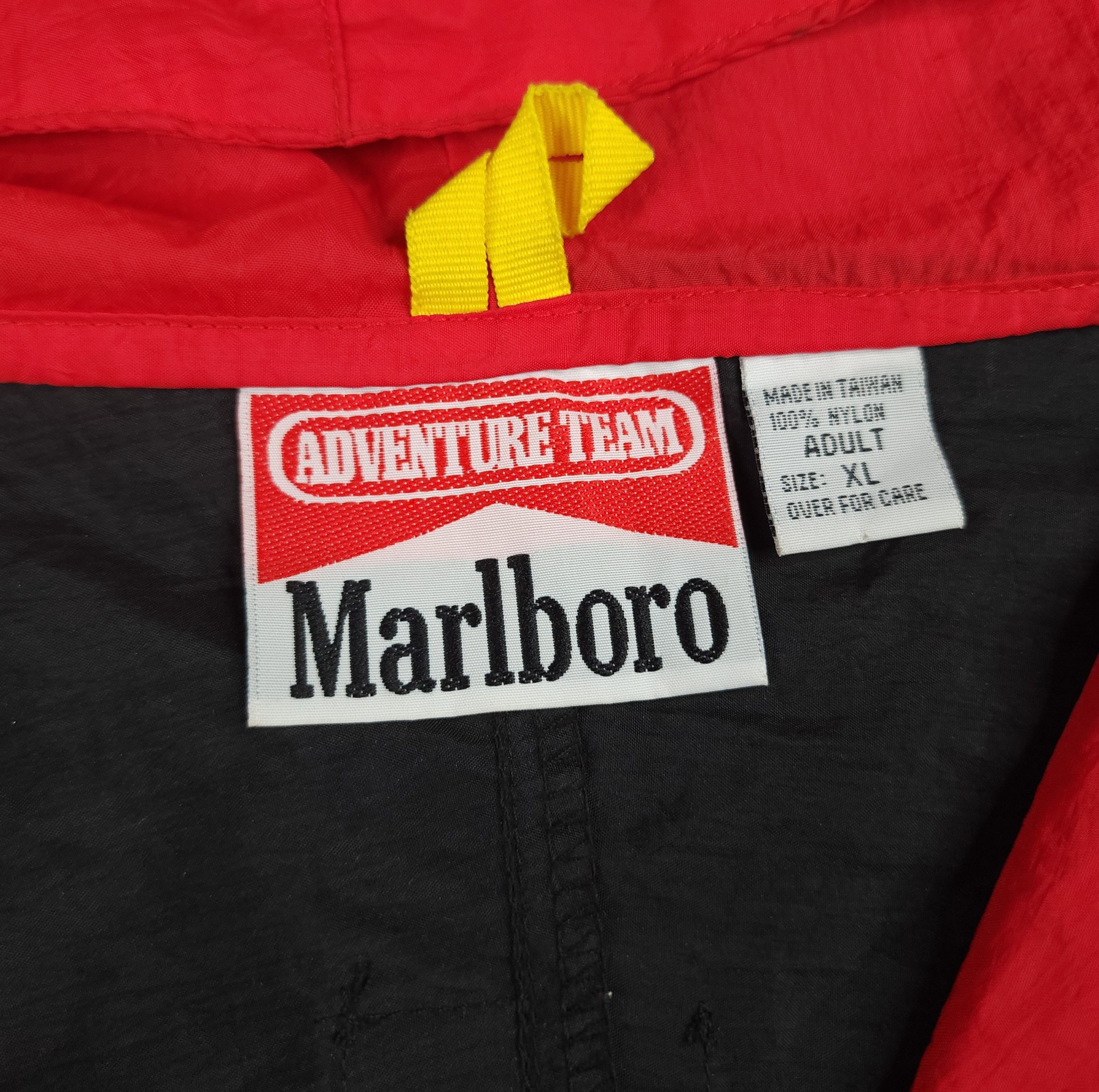 Marlboro Vintage Marlboro hoodied windbreaker jacket Size US XL / EU 56 / 4 - 6 Thumbnail