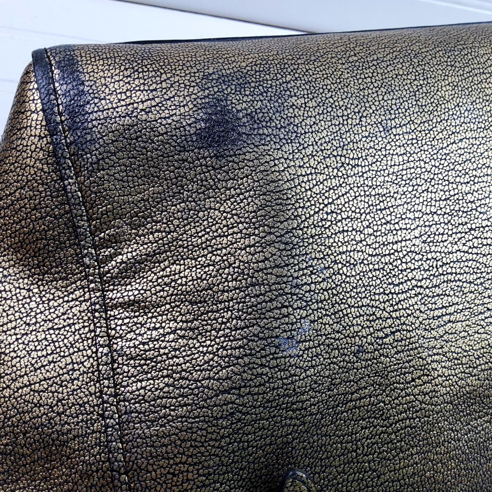 Coach Coach Tote Handbag Purse Metallic Leather Turn Lock Gold Leather Exterior Tote Women Size ONE SIZE - 5 Thumbnail