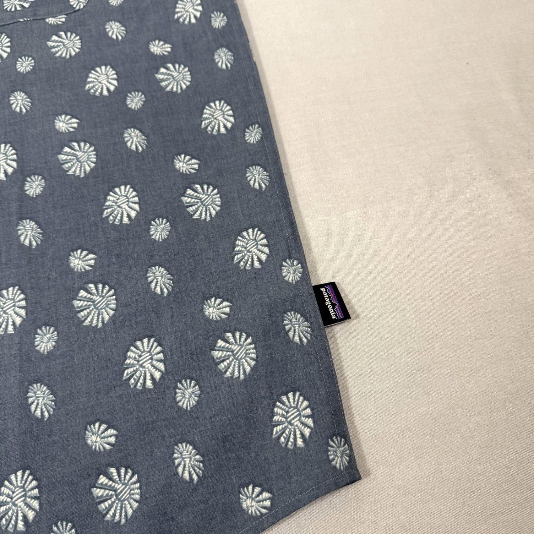 Patagonia Patagonia Shirt Mens Medium Blue Go To Button Up Organic Cotton Stretch Hike Size US M / EU 48-50 / 2 - 4 Thumbnail