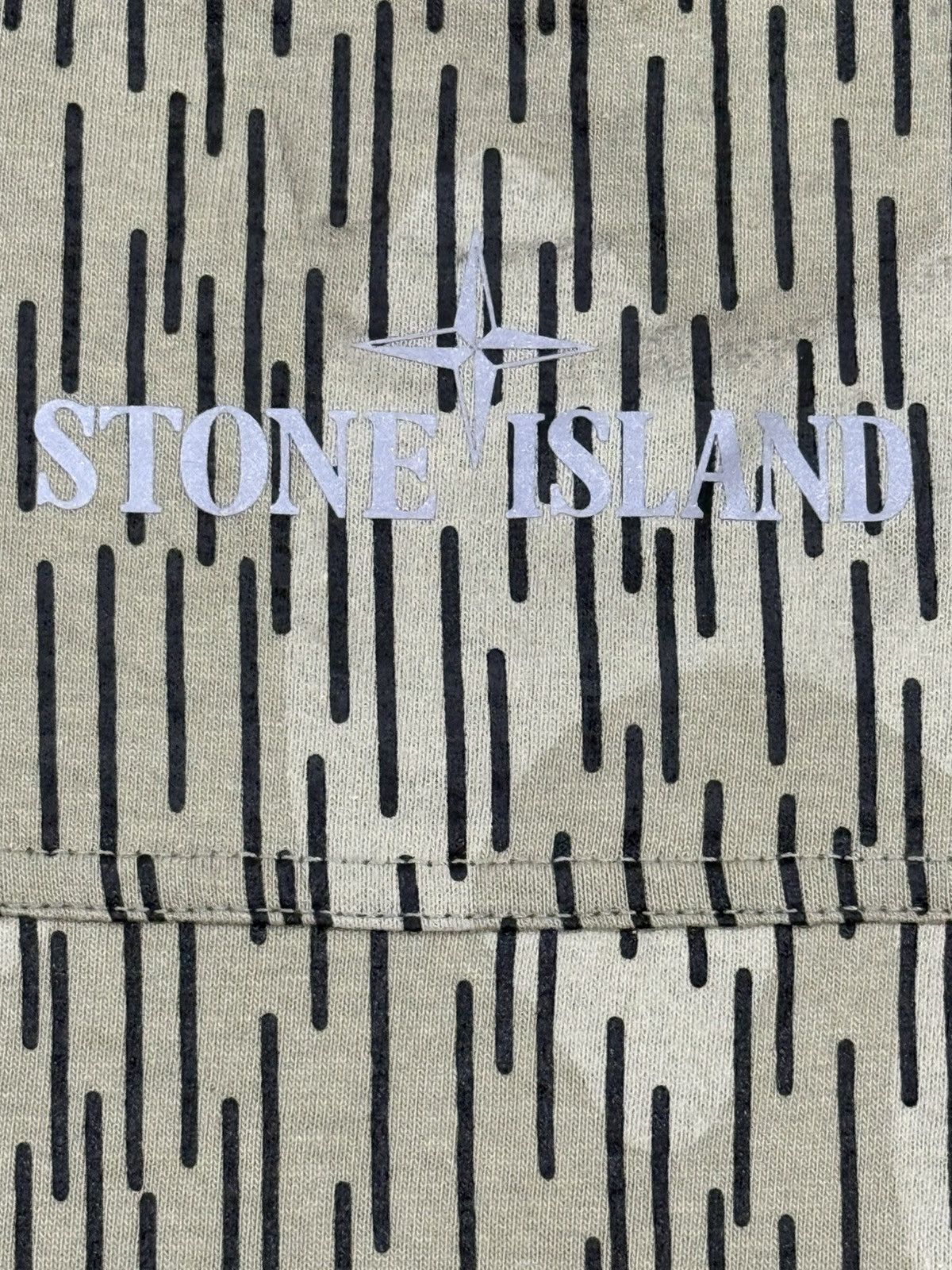 Stone Island Stone Island AW22 Rain Camo Long Sleeve Tee Size US L / EU 52-54 / 3 - 5 Thumbnail