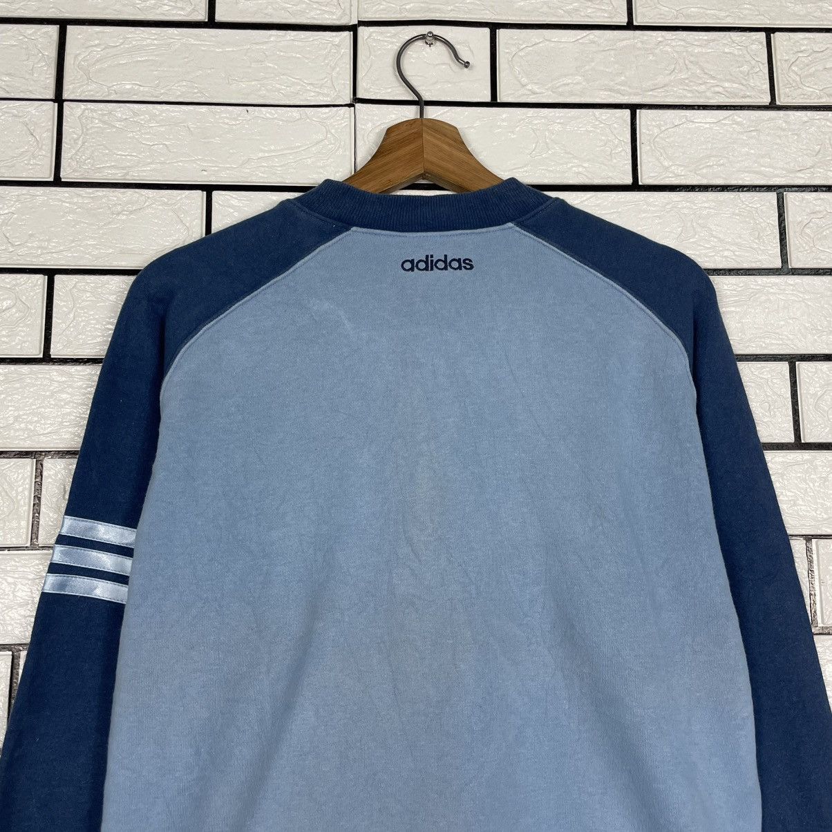 Adidas Vintage Adidas Sweater Size US M / EU 48-50 / 2 - 8 Thumbnail