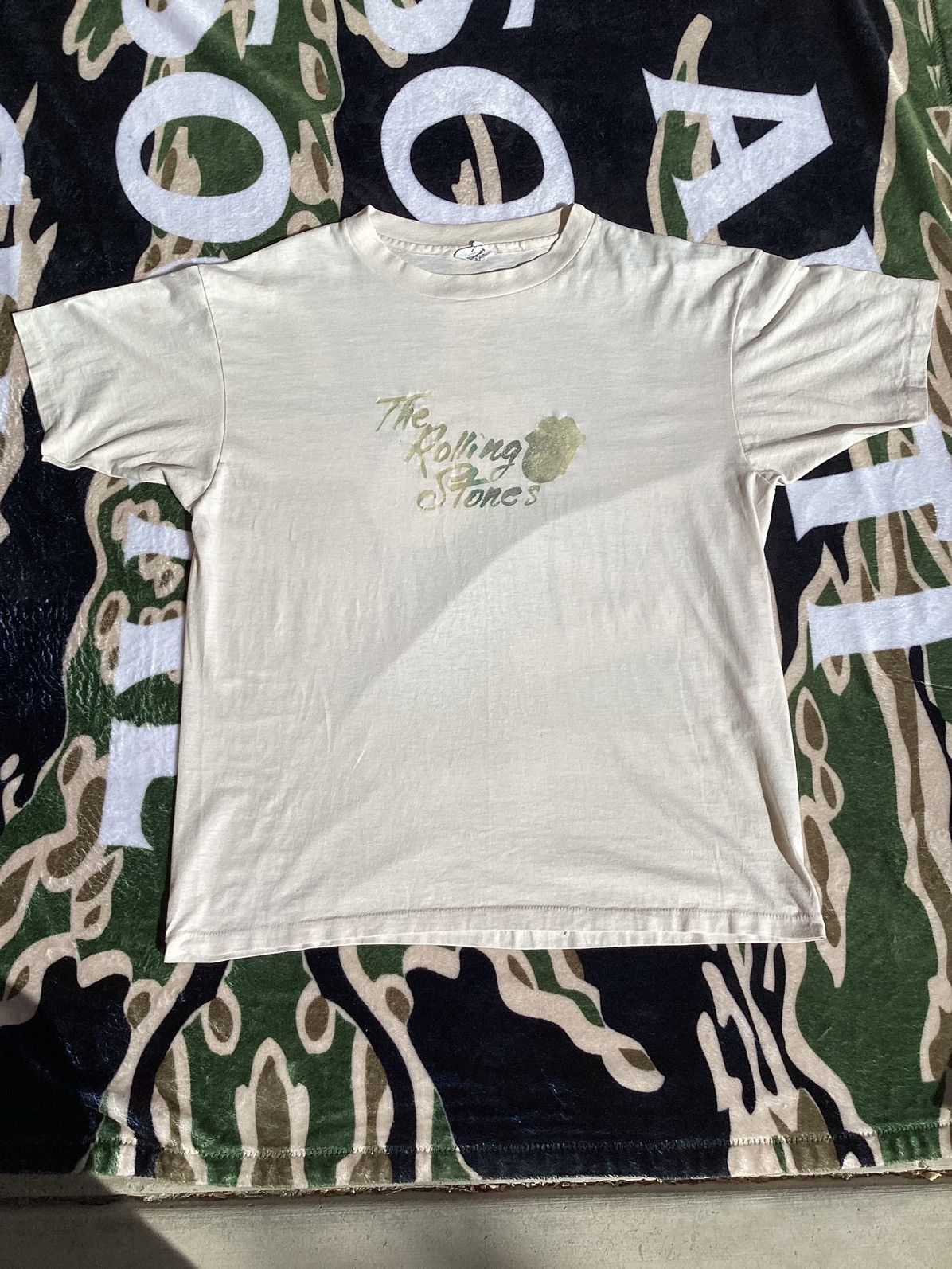 Band Tees × Hanes × Rap Tees 1980s Rolling stones iron on glitter graphic band T-shirt Size US XL / EU 56 / 4 - 1 Thumbnail