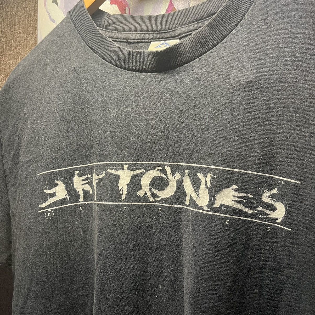 Band Tees DEFTONES KARATE 90s VINTAGE SHIRT Size US XL / EU 56 / 4 - 4 Thumbnail