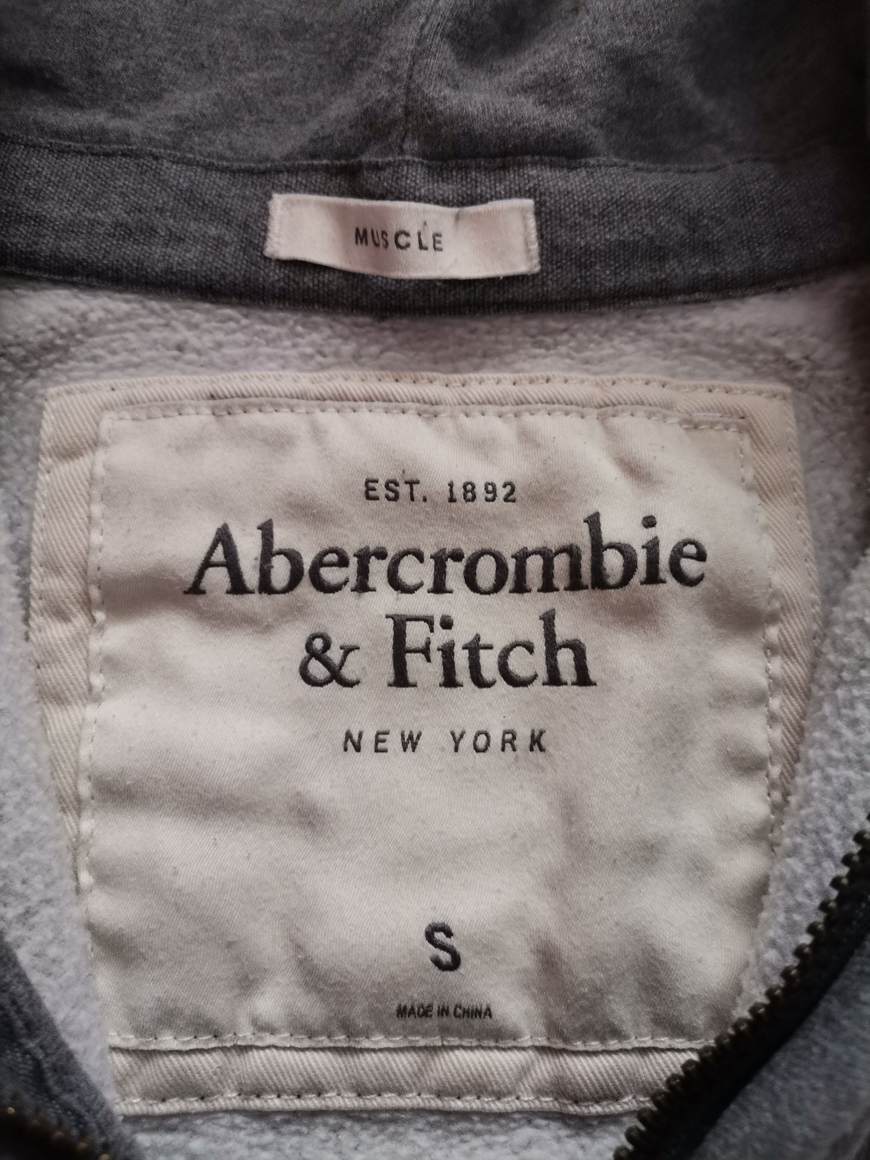 Abercrombie & Fitch Abercrombie & Fitch Distressed Zip Up Hoodie Size US S / EU 44-46 / 1 - 4 Thumbnail