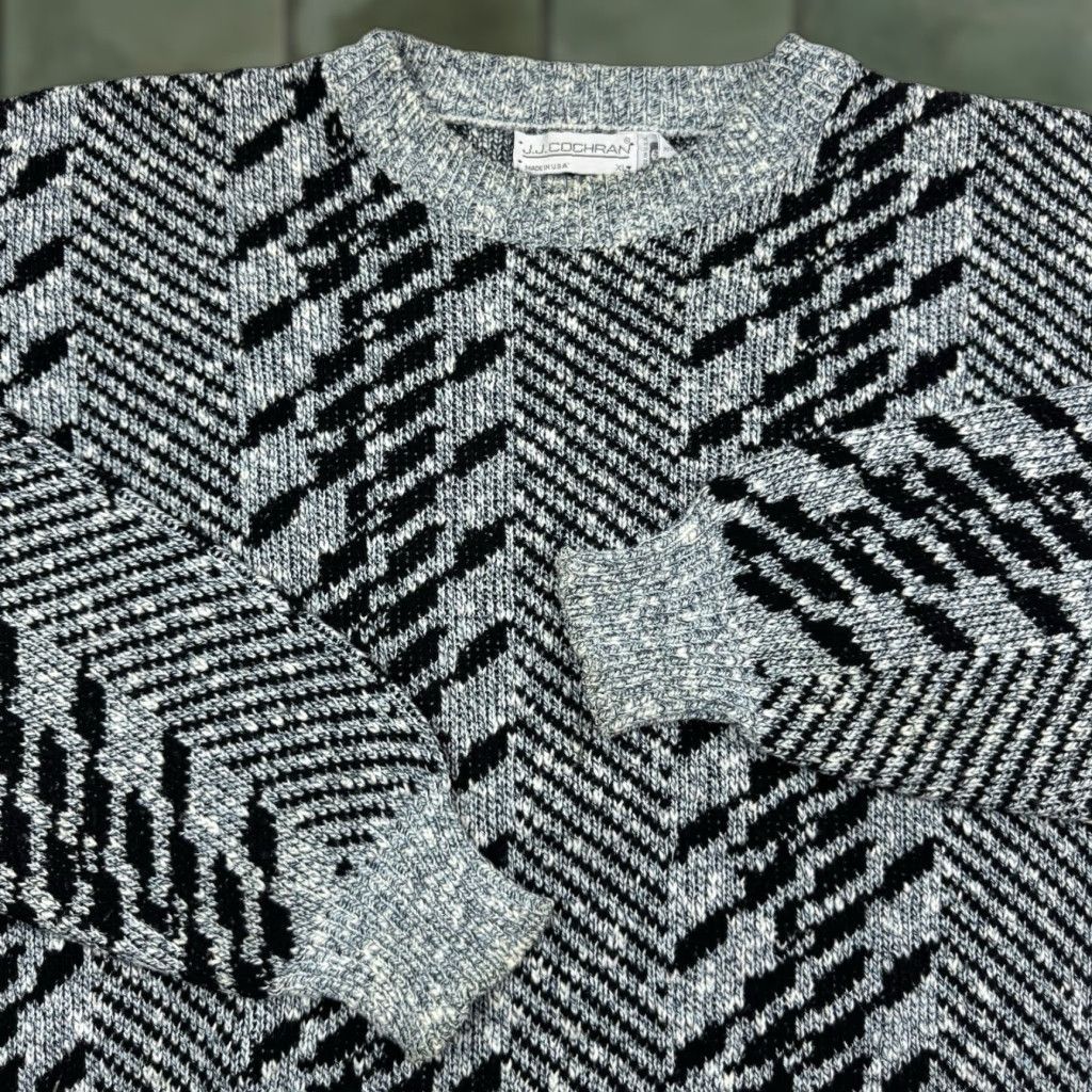 Vintage VINTAGE J.J. Cochran Geometric Sweater Pullover Adult XL Blue 1980s Classic Mens Size US XL / EU 56 / 4 - 1 Thumbnail