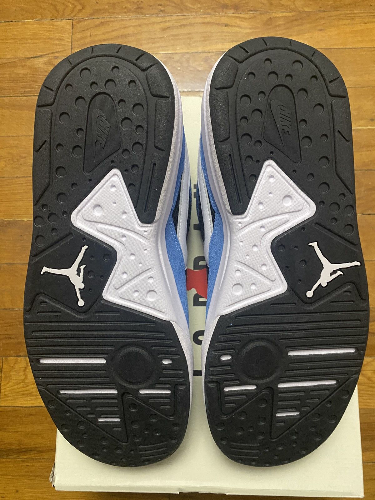 Nike Size 11 - Jordan CMFT ERA Black University Blue Men’s Size US 11 / EU 44 - 6 Thumbnail