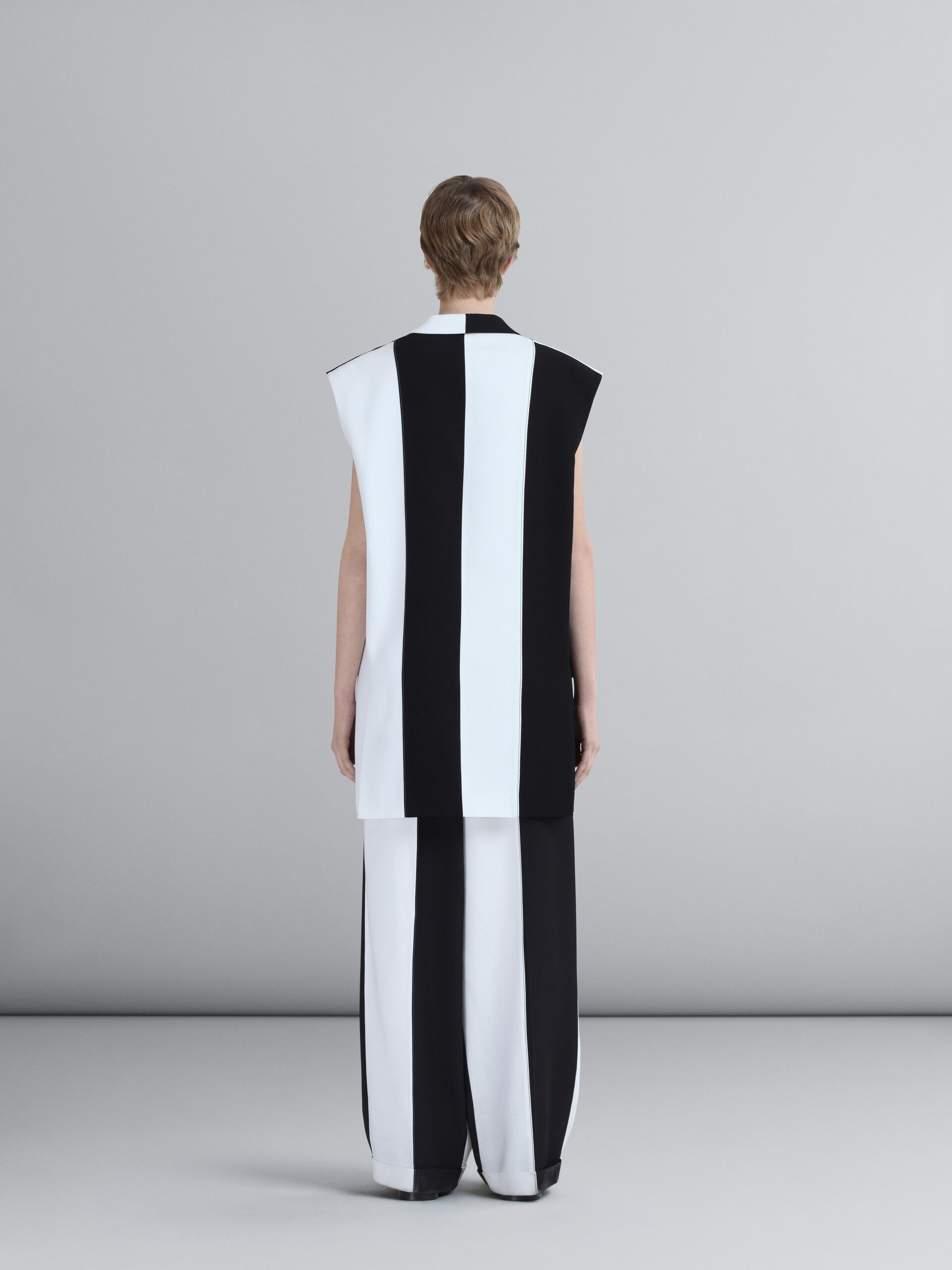Marni o1y1025 Blazer in Black/White Size XS / US 0-2 / IT 36-38 - 4 Thumbnail