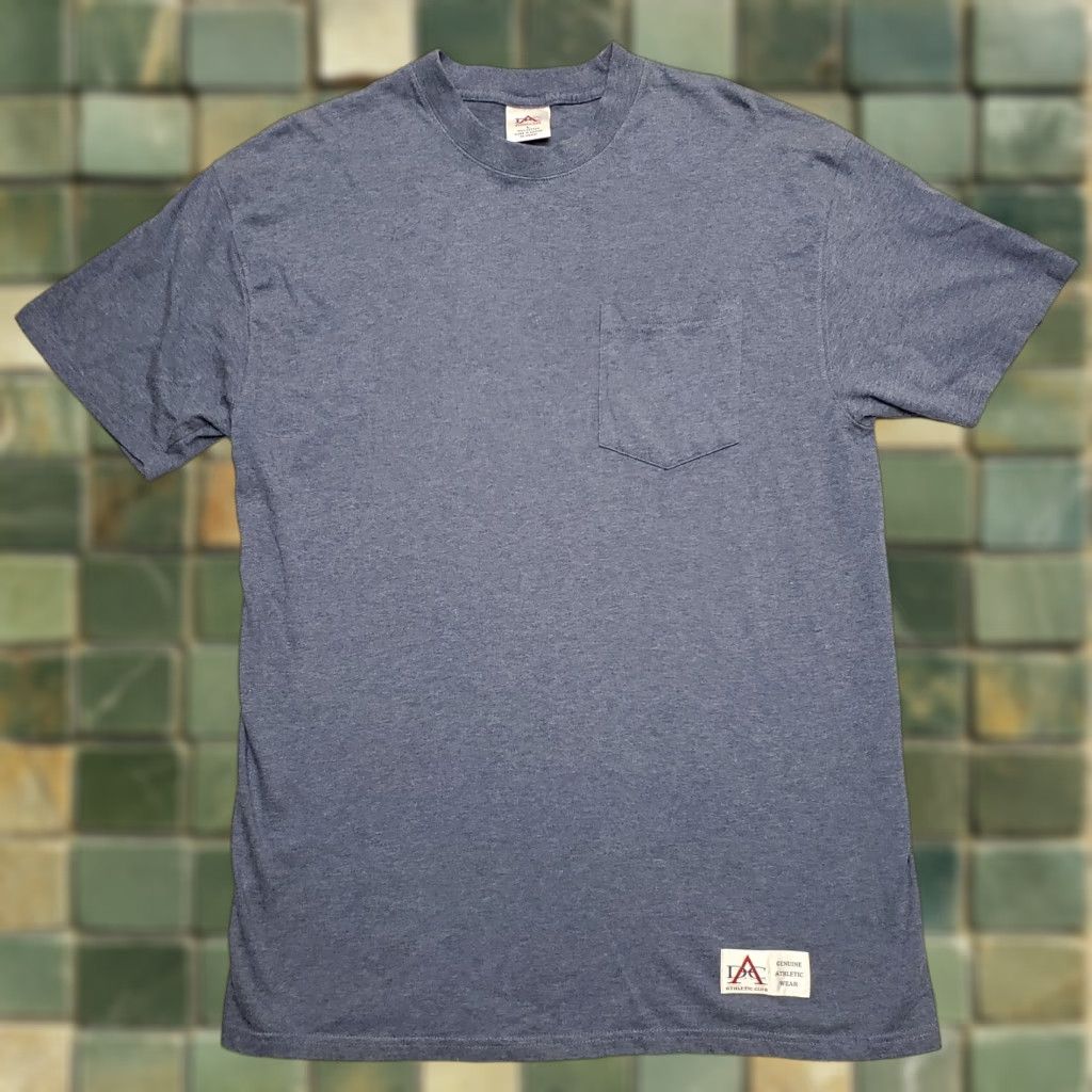 Vintage VINTAGE DC Athletic Club Shirt Mens L Blue Pocket 100% Cotton Casual TEE Size US L / EU 52-54 / 3 - 1 Thumbnail