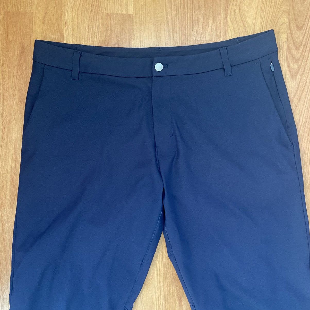 Lululemon Lululemon ABC Navy Pants Men’s 38 Size US 38 / EU 54 - 4 Thumbnail